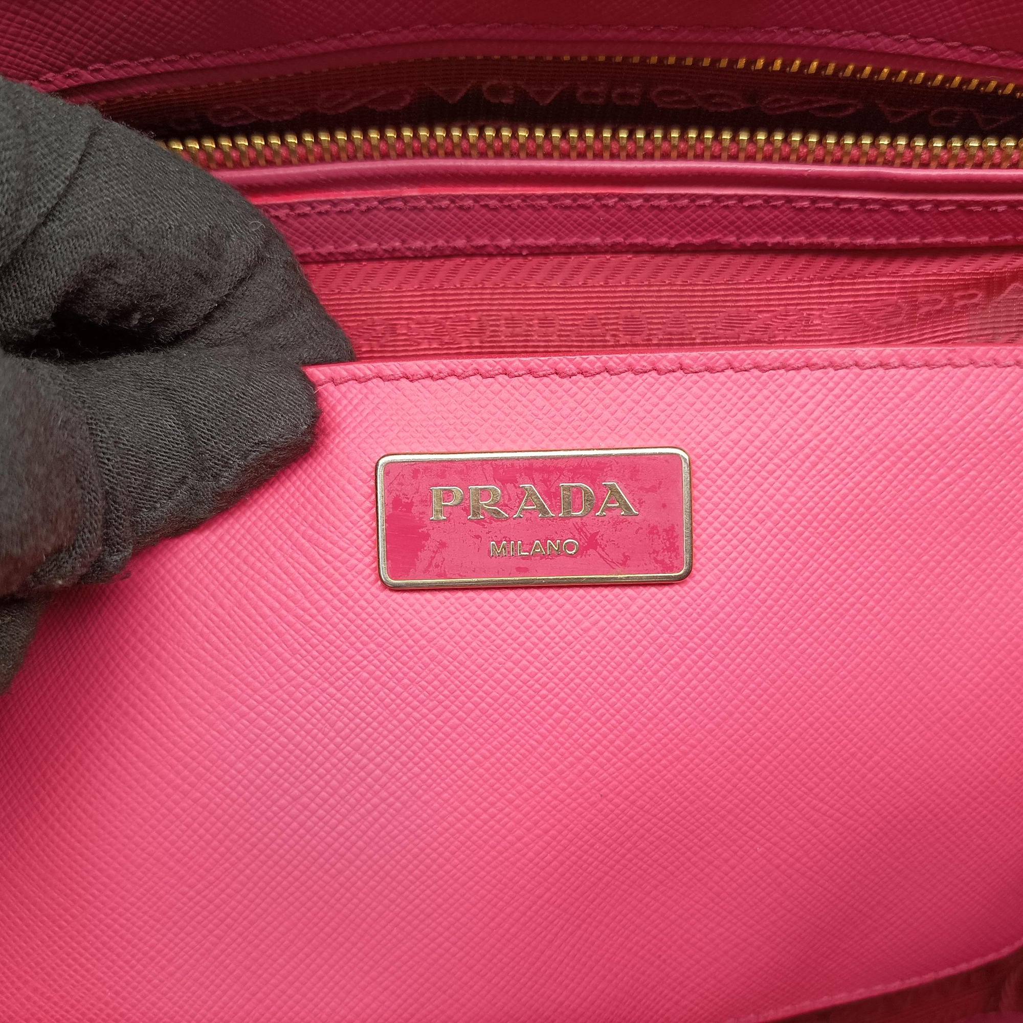 Secondhand Prada Galleria Pink SAFFIANO Leather BN1786 shoulderbag | stylenewstar