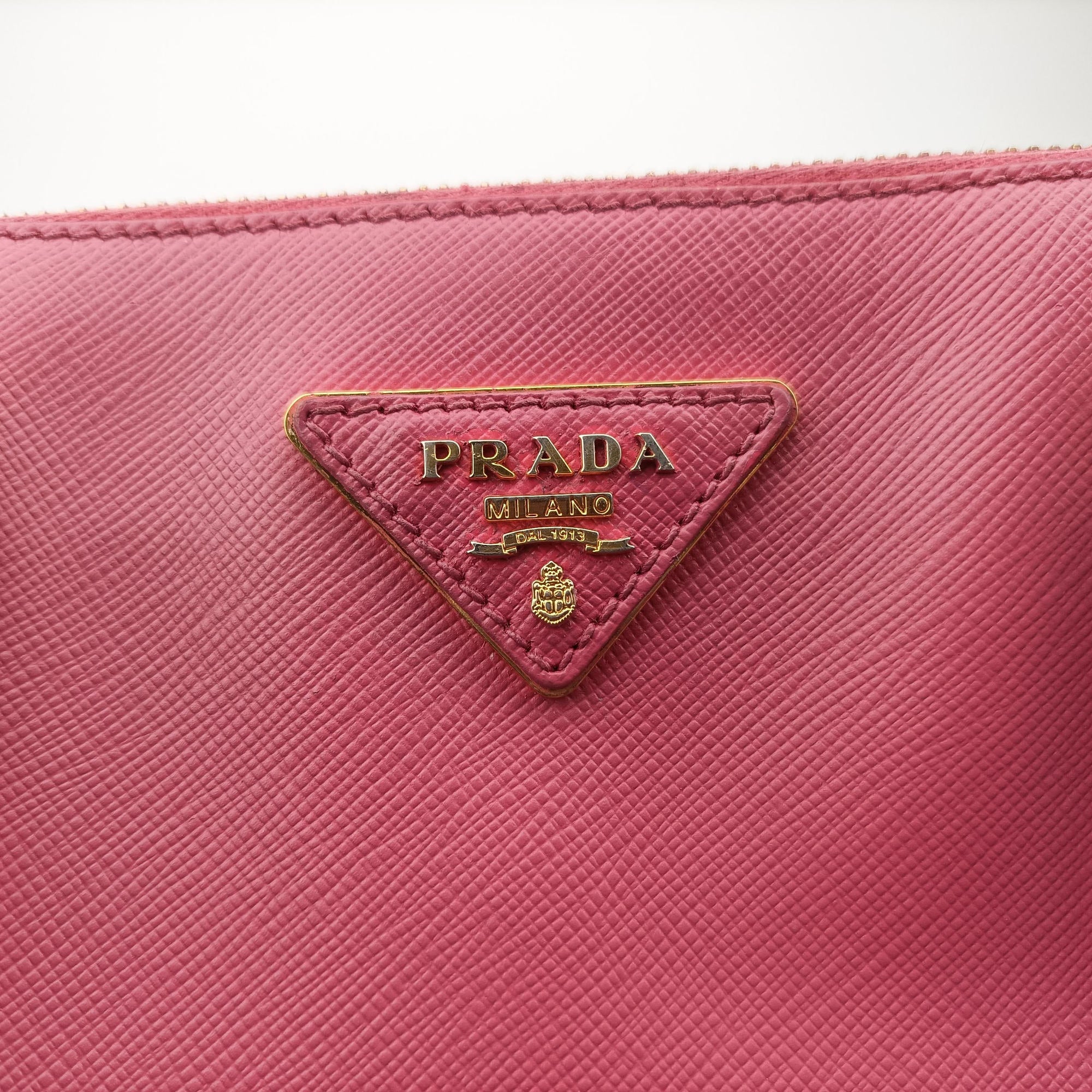 Secondhand Prada Galleria Pink SAFFIANO Leather BN1786 shoulderbag | stylenewstar