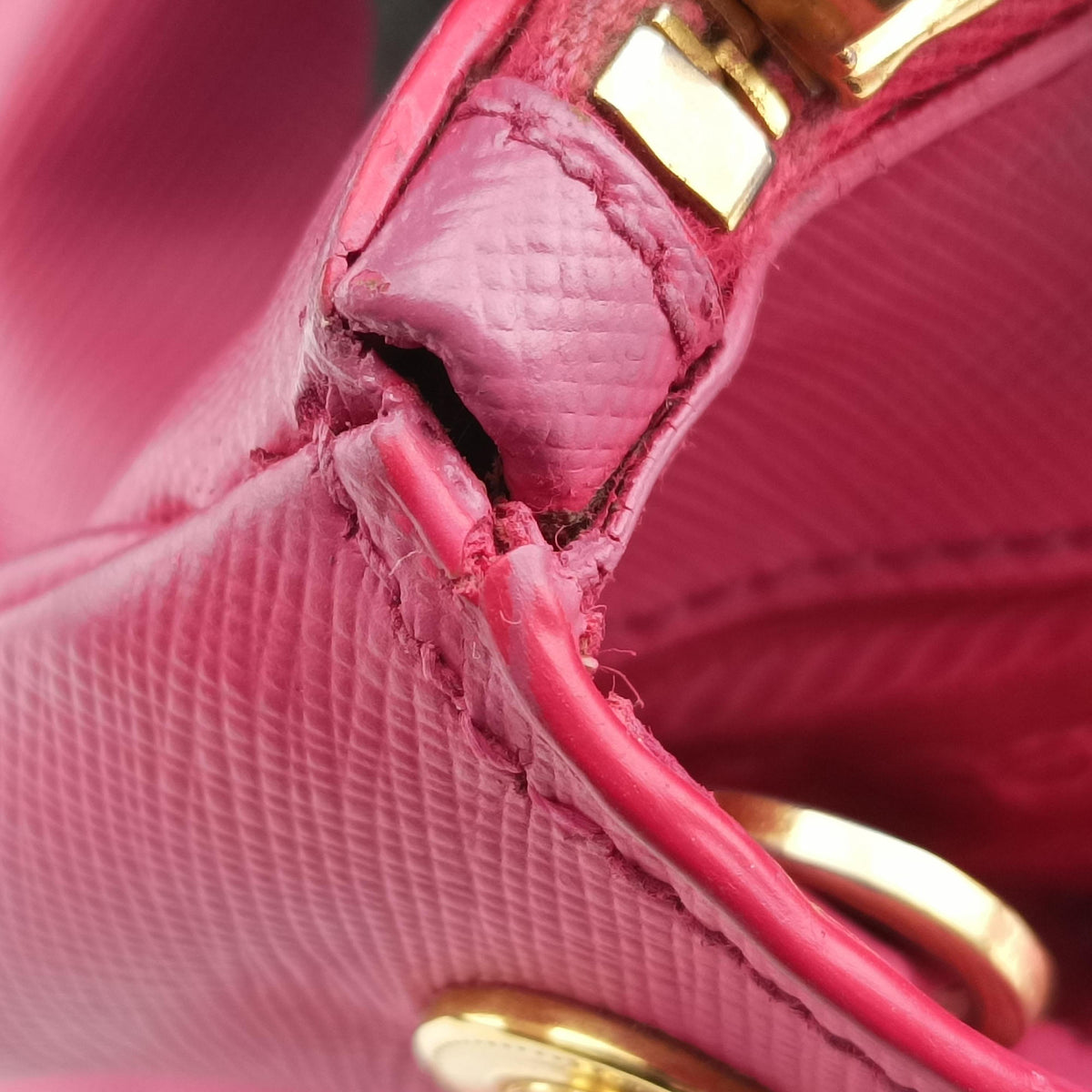 Secondhand Prada Galleria Pink SAFFIANO Leather BN1786 shoulderbag | stylenewstar