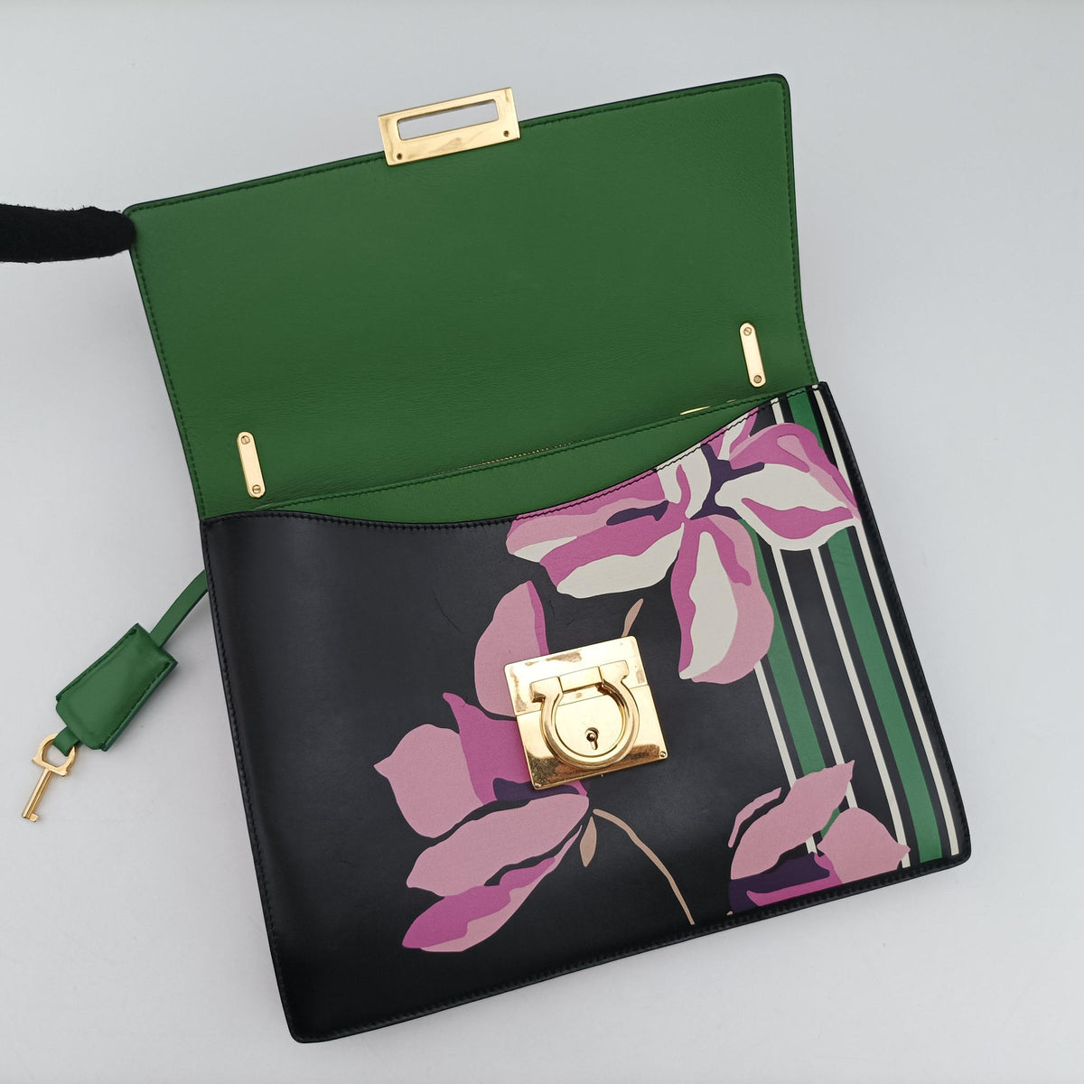 Vintage Ferragamo Marisol Floral Print Black x Multicolour Leather  shoulderbag | stylenewstar