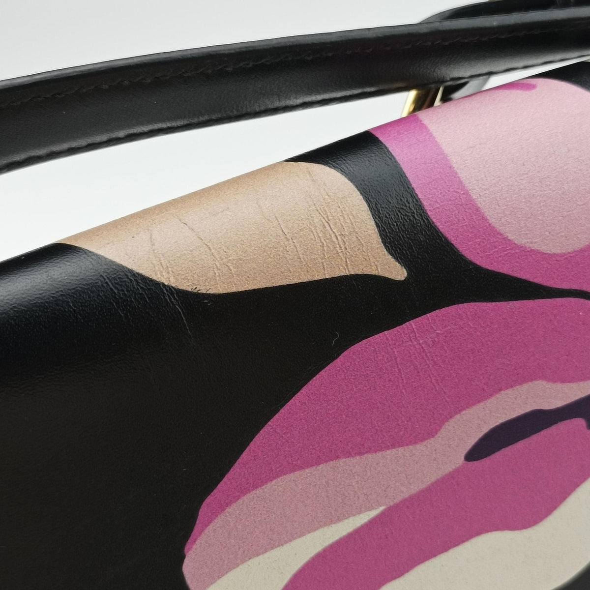 Pre-owned Ferragamo Marisol Floral Print Black x Multicolour Leather  shoulderbag | stylenewstar