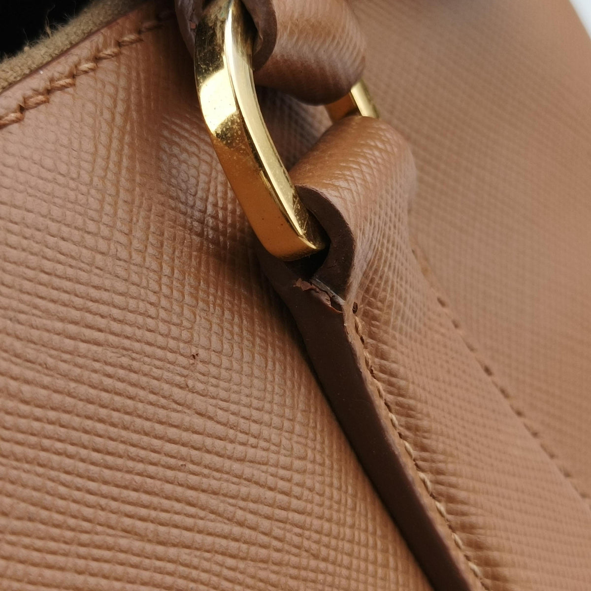 Pre-owned Prada Promenade Brown SAFFIANO patent BN2567 handbag | stylenewstar