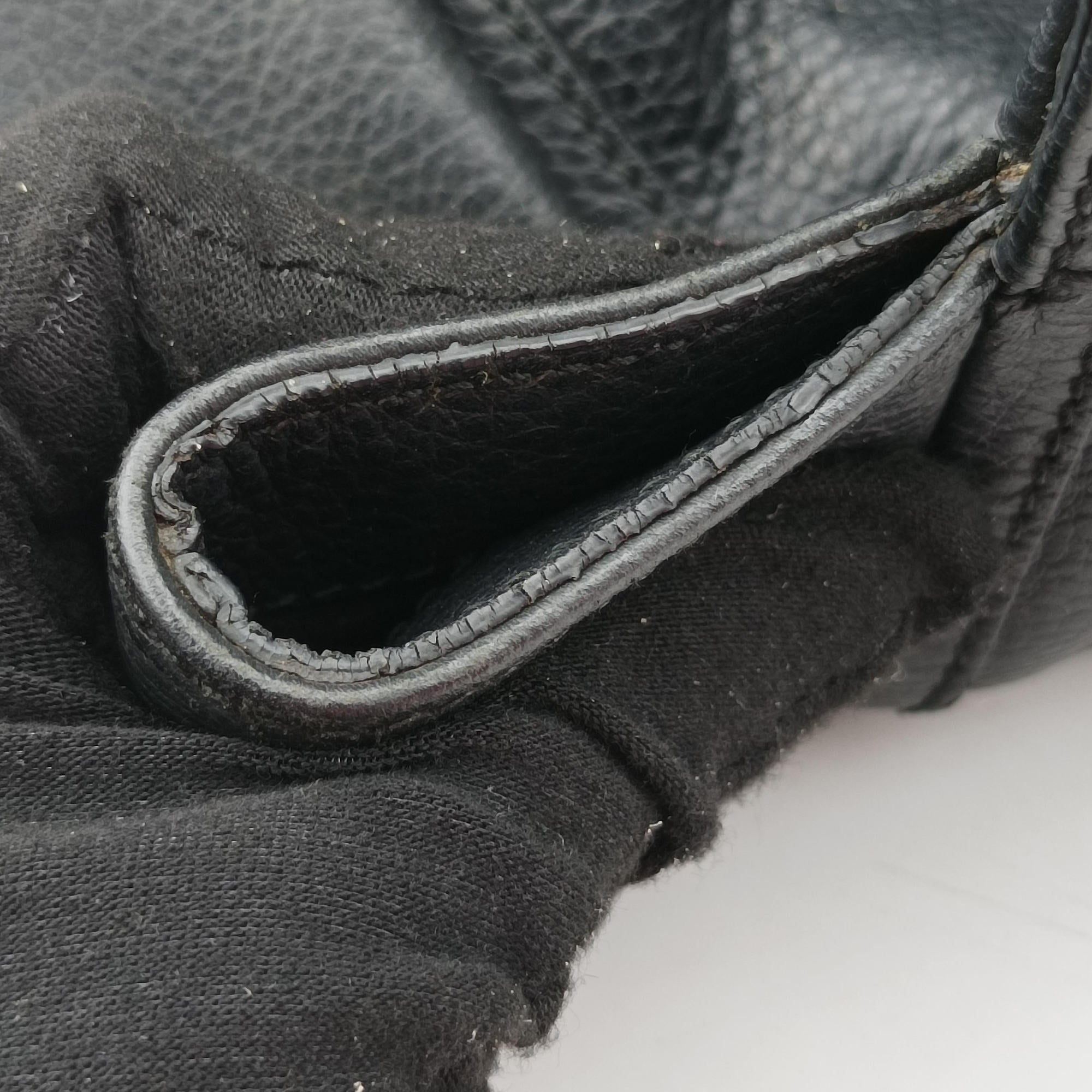 Pre-owned Gucci Abbey D-ring Hobo Black Leather 341491 handbag | stylenewstar