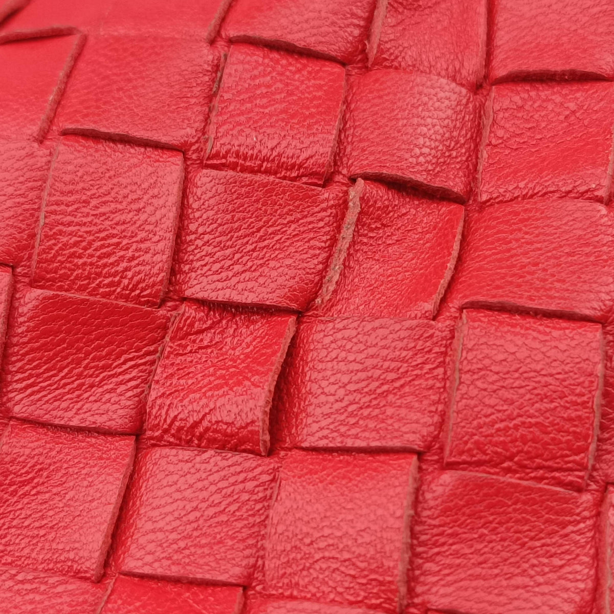 Pre-owned Bottega Veneta Intrecciato Red lambskin  handbag | stylenewstar