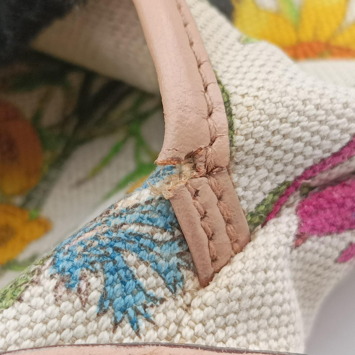 Secondhand Gucci Flora Multicolour×White canvas×leather 145857 shoulderbag | stylenewstar