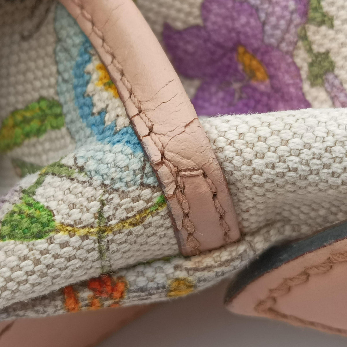Secondhand Gucci Flora Multicolour×White canvas×leather 145857 shoulderbag | stylenewstar