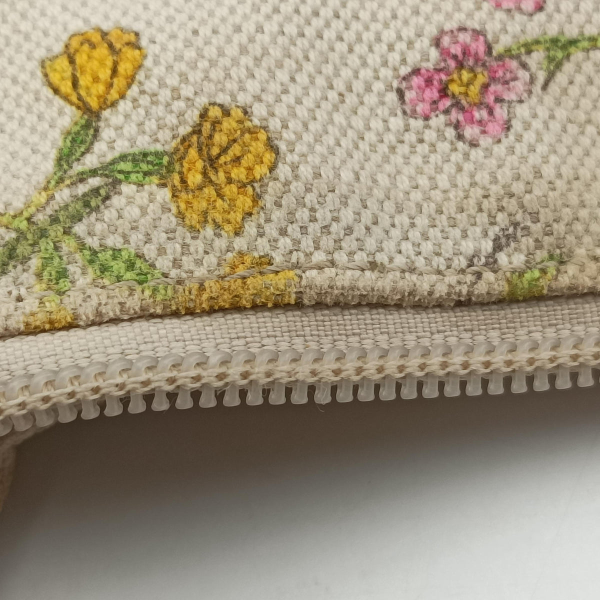Secondhand Gucci Flora Multicolour×White canvas×leather 145857 shoulderbag | stylenewstar