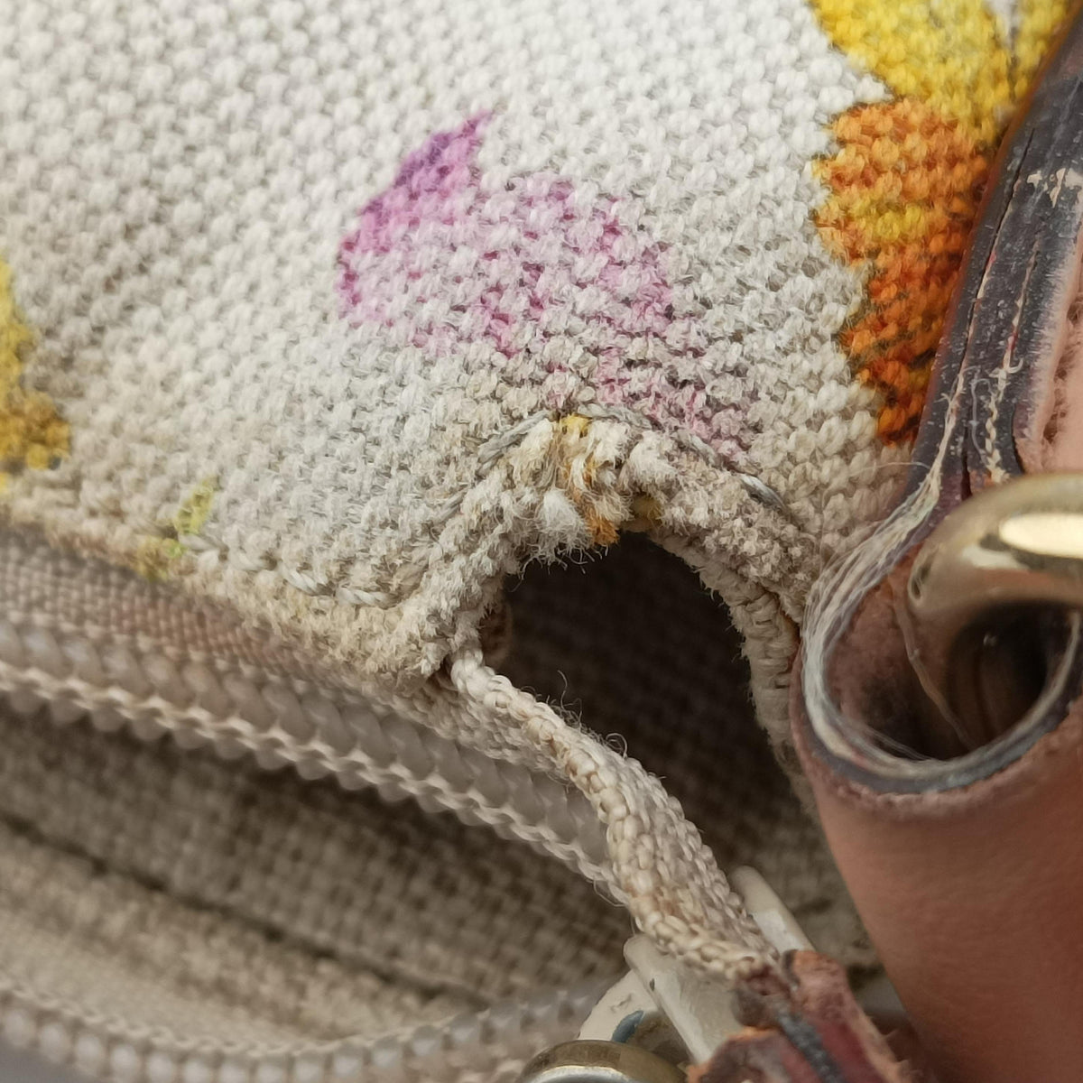 Vintage Gucci Flora Multicolour×White canvas×leather 145857 shoulderbag | stylenewstar