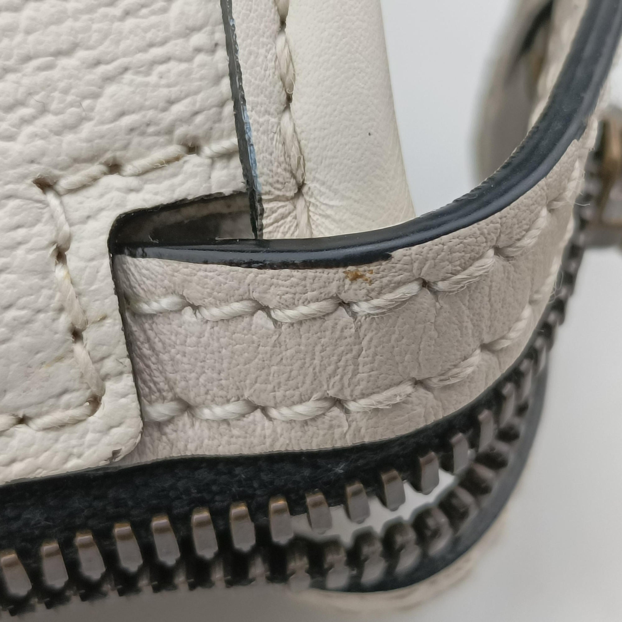 Pre-owned Gucci Ophidia Black×white canvas×leather 715771 handbag | stylenewstar