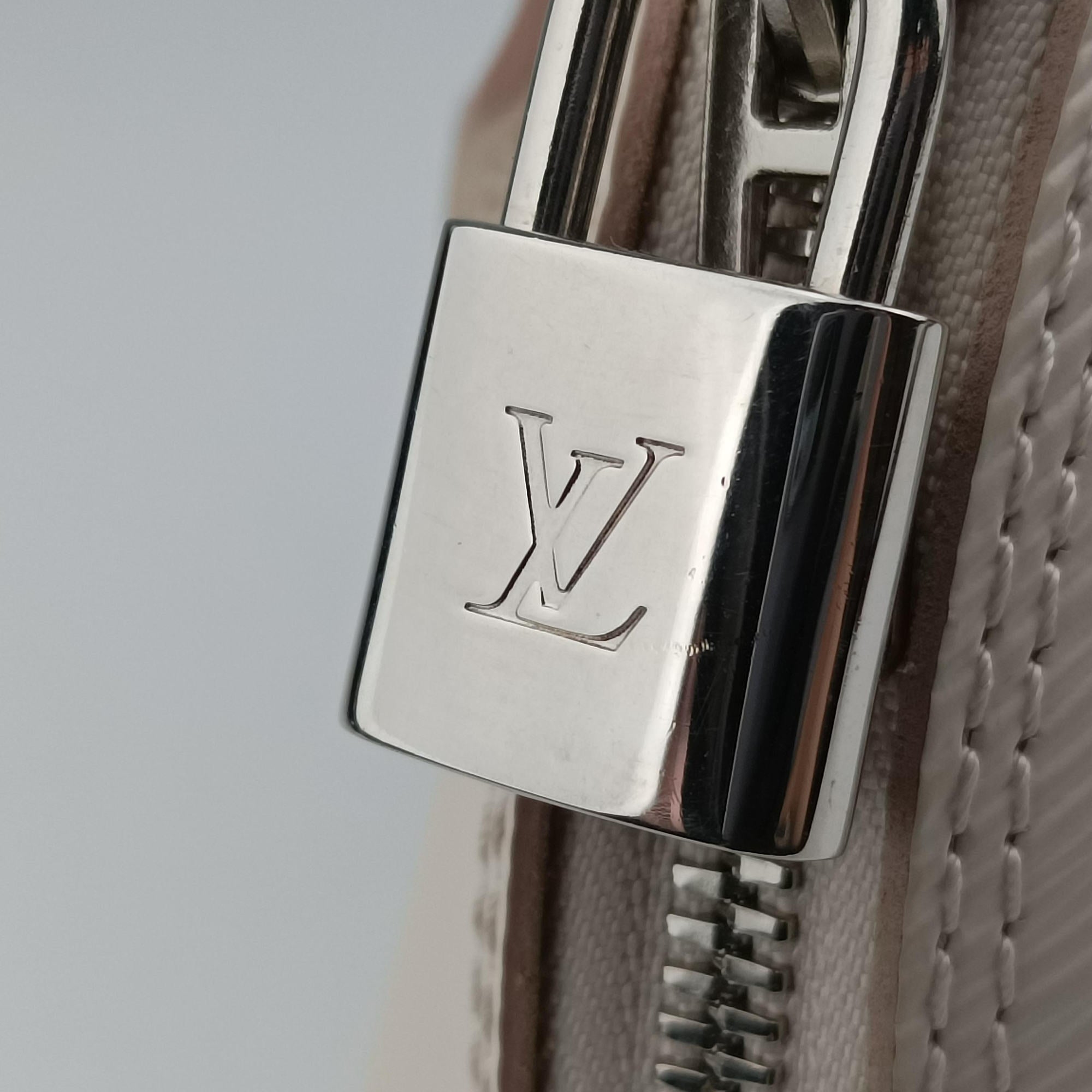 Pre-owned Louis Vuitton Alma BB IVOIRE Epi M58706 shoulderbag | stylenewstar