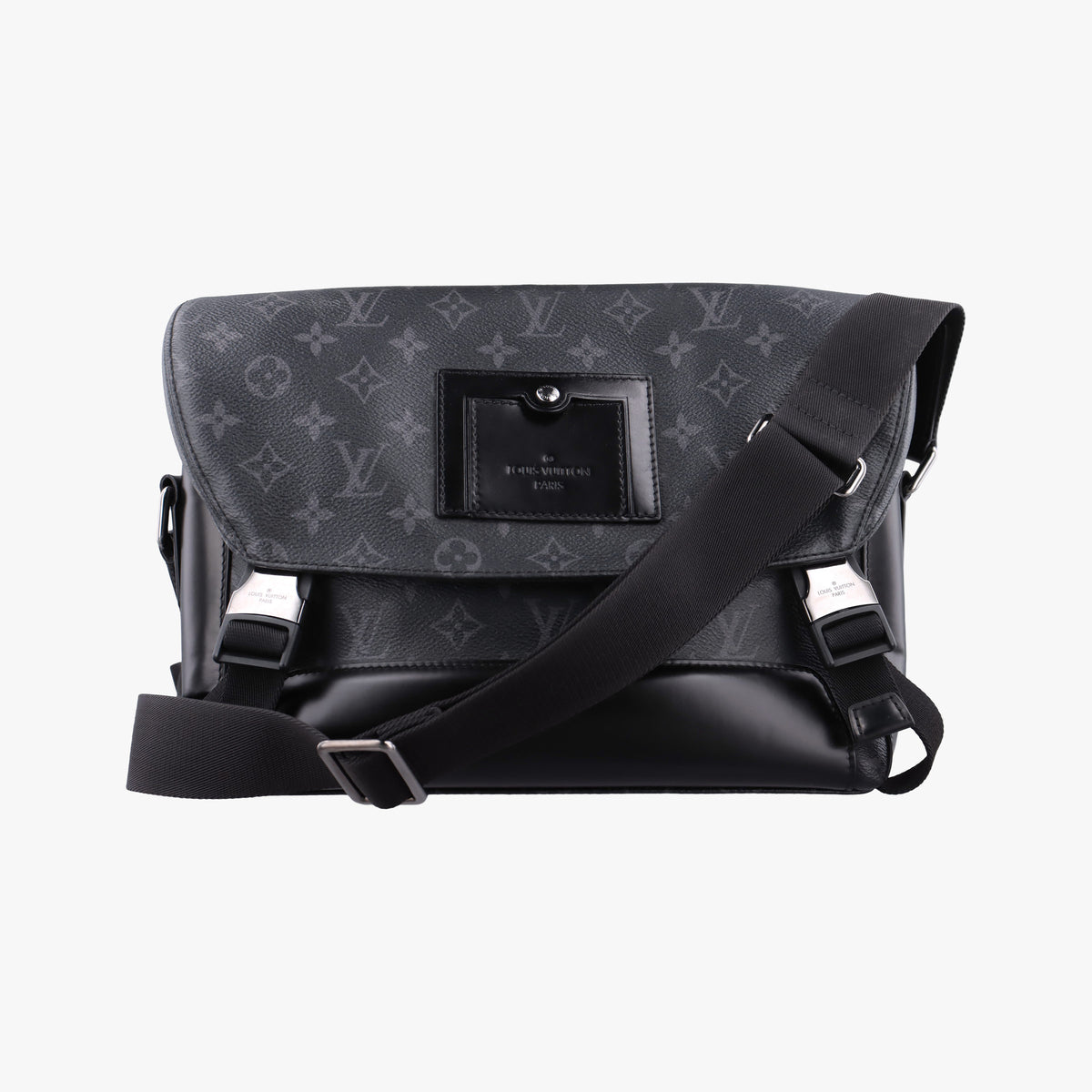 Vintage Louis Vuitton Messenger Voyage PM Noir Monogram Eclipse M40511 shoulderbag | stylenewstar