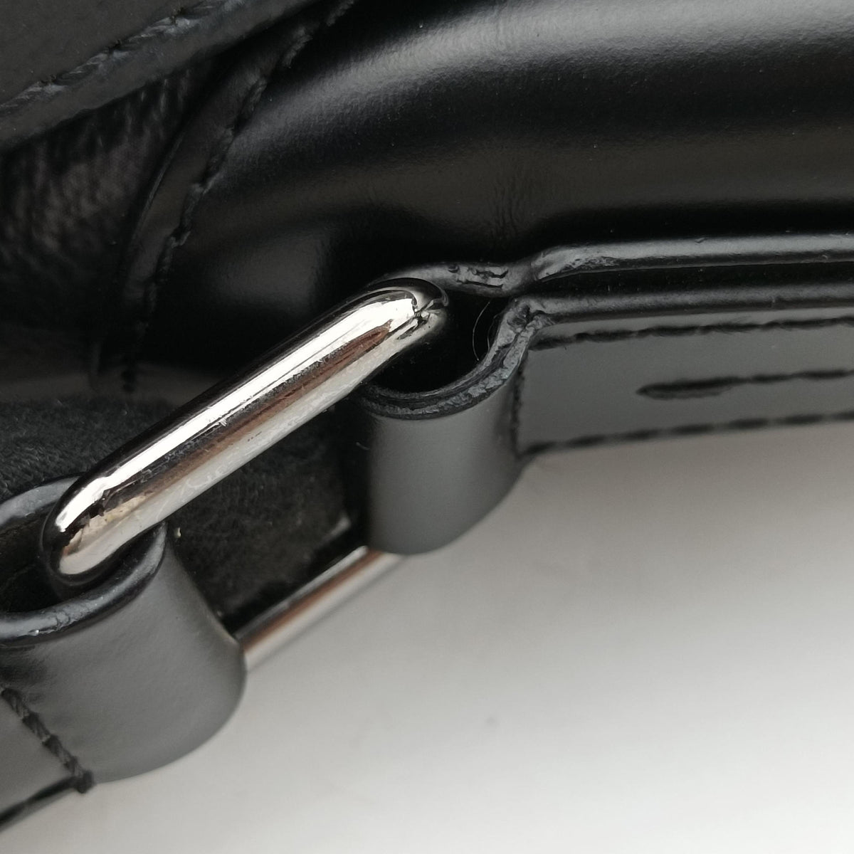 Vintage Louis Vuitton Messenger Voyage PM Noir Monogram Eclipse M40511 shoulderbag | stylenewstar