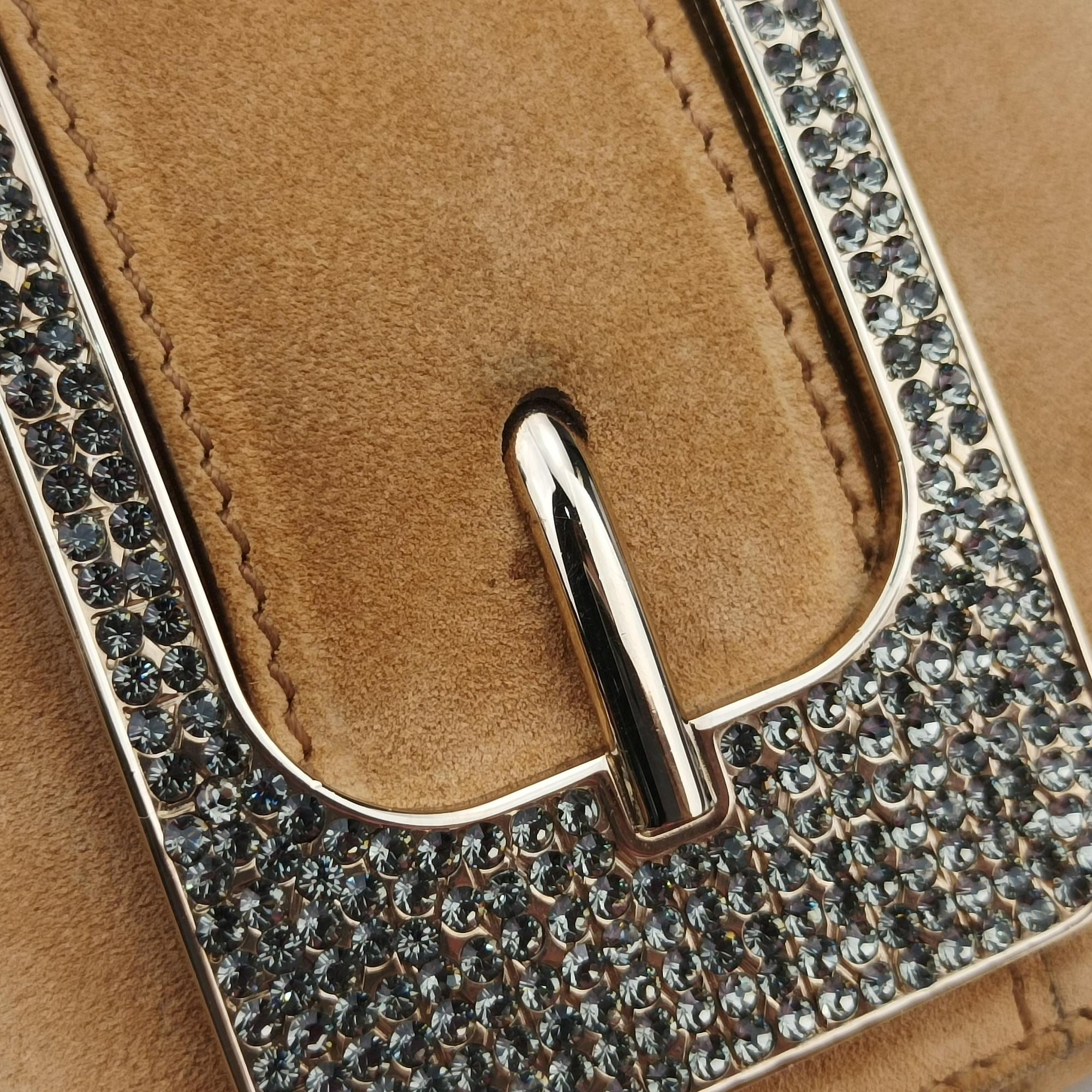 Vintage Gucci Romy Beige Suede 167738 clutchbag | stylenewstar