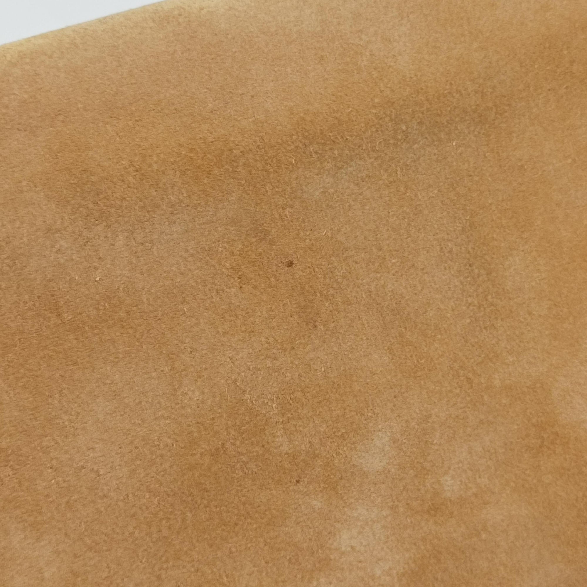 Vintage Gucci Romy Beige Suede 167738 clutchbag | stylenewstar