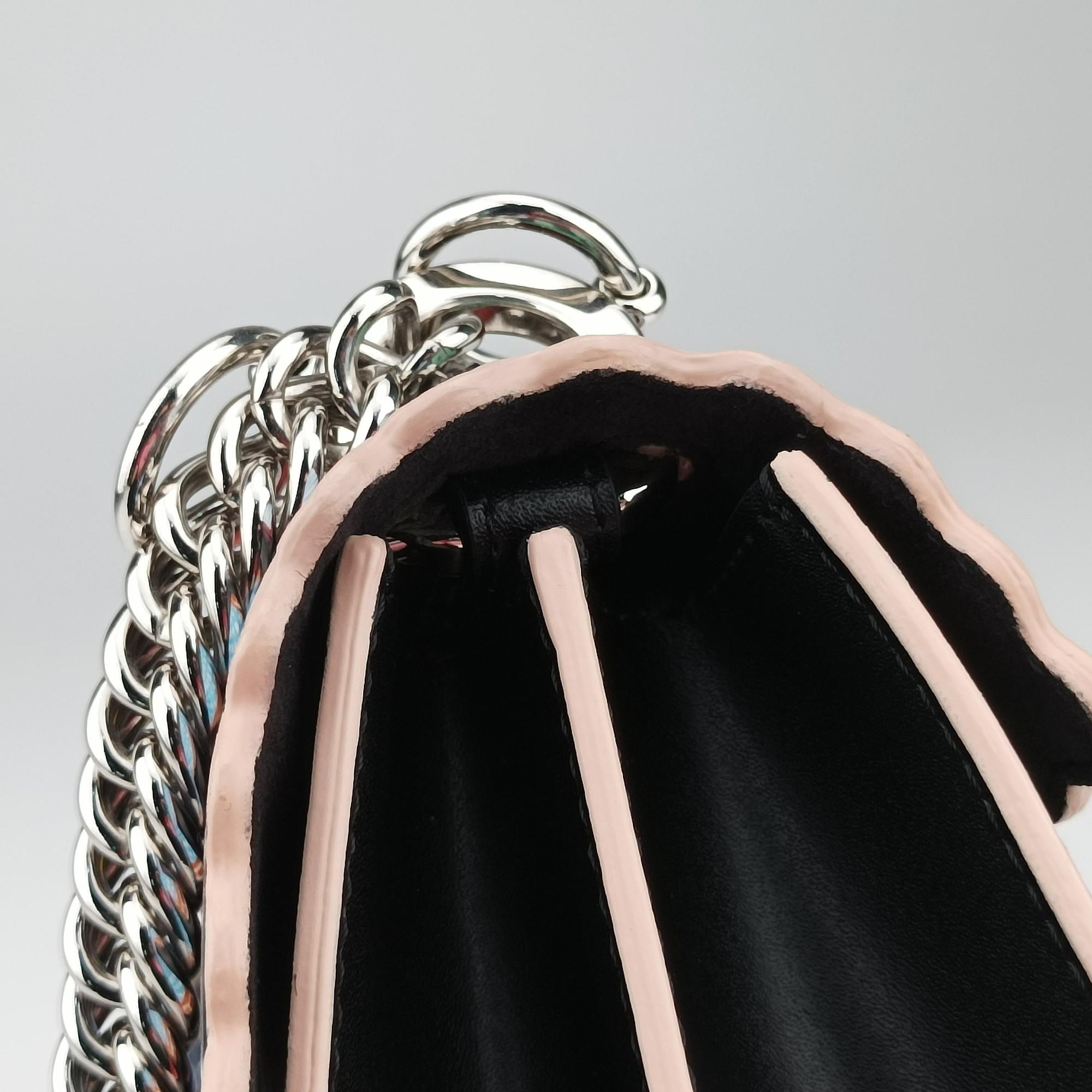 Pre-owned Fendi Studded Kan I Multicolour Leather 8M0381 shoulderbag | stylenewstar