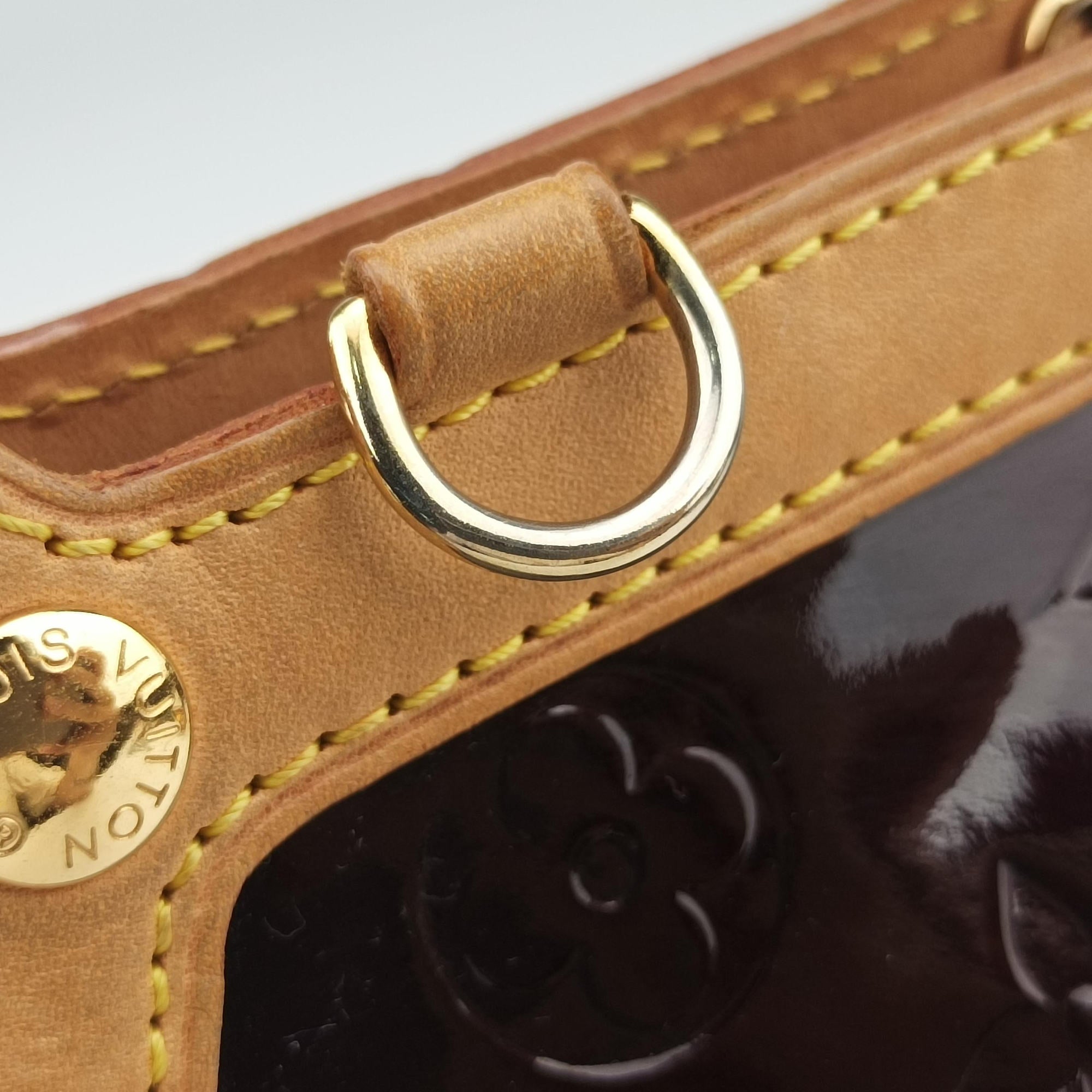 Pre-owned Louis Vuitton Roxbury Drive AMARANTE Vernis M91995 shoulderbag | stylenewstar