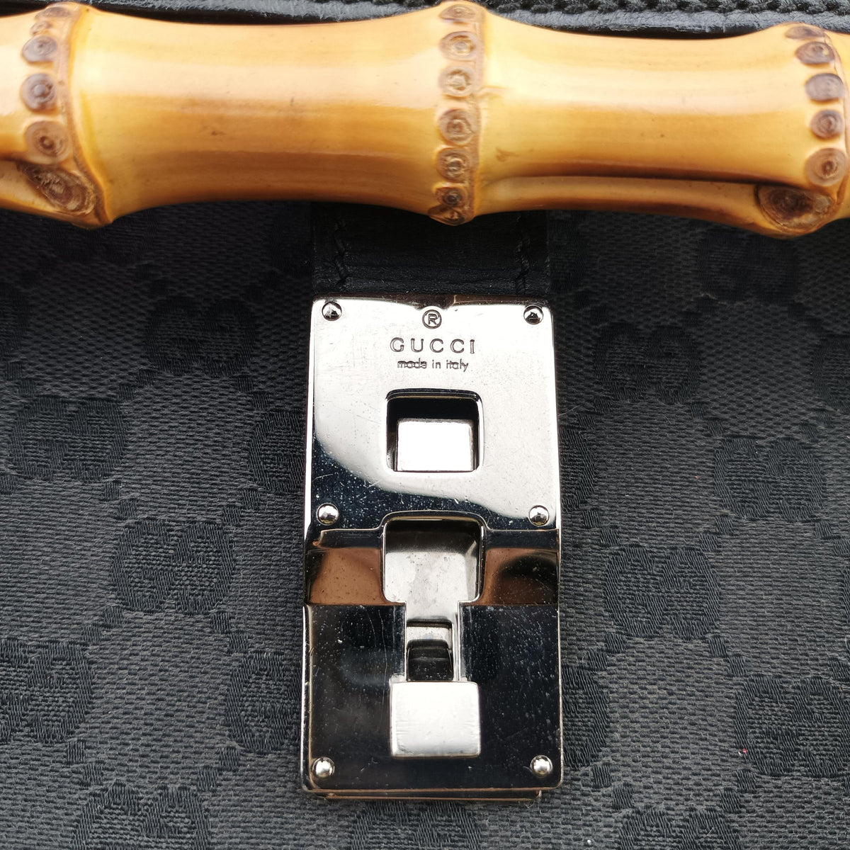 Pre-owned Gucci Bamboo Bullet Black Canvas × Leather 111713 shoulderbag | stylenewstar