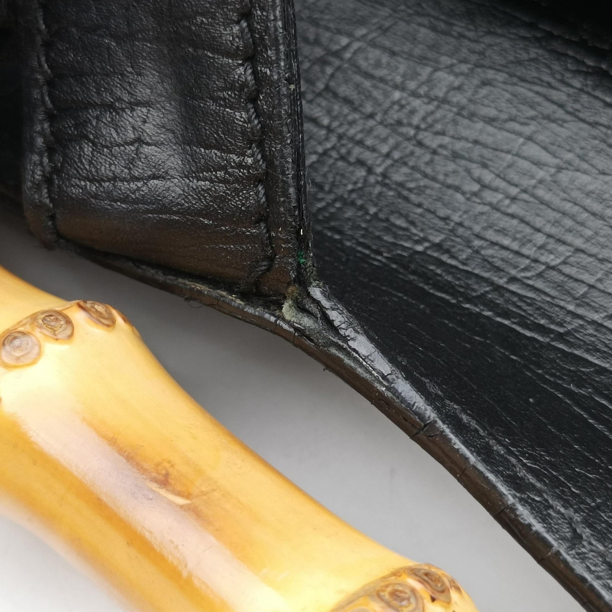 Pre-owned Gucci Bamboo Bullet Black Canvas × Leather 111713 shoulderbag | stylenewstar