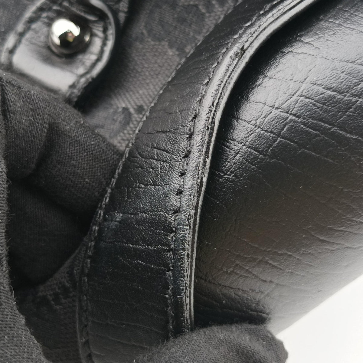 Pre-owned Gucci Bamboo Bullet Black Canvas × Leather 111713 shoulderbag | stylenewstar