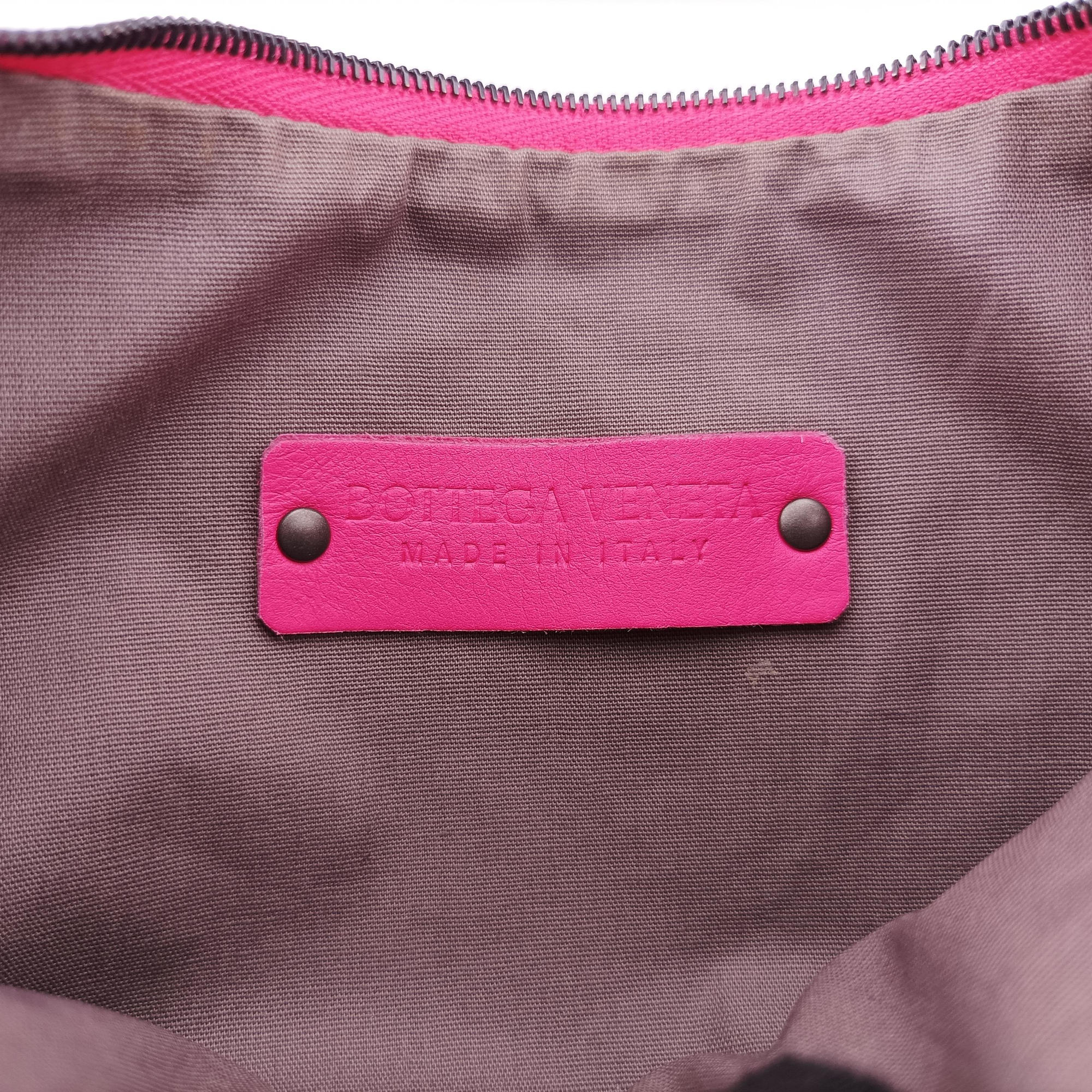 Pre-owned Bottega Veneta Intrecciato Pink lambskin  shoulderbag | stylenewstar
