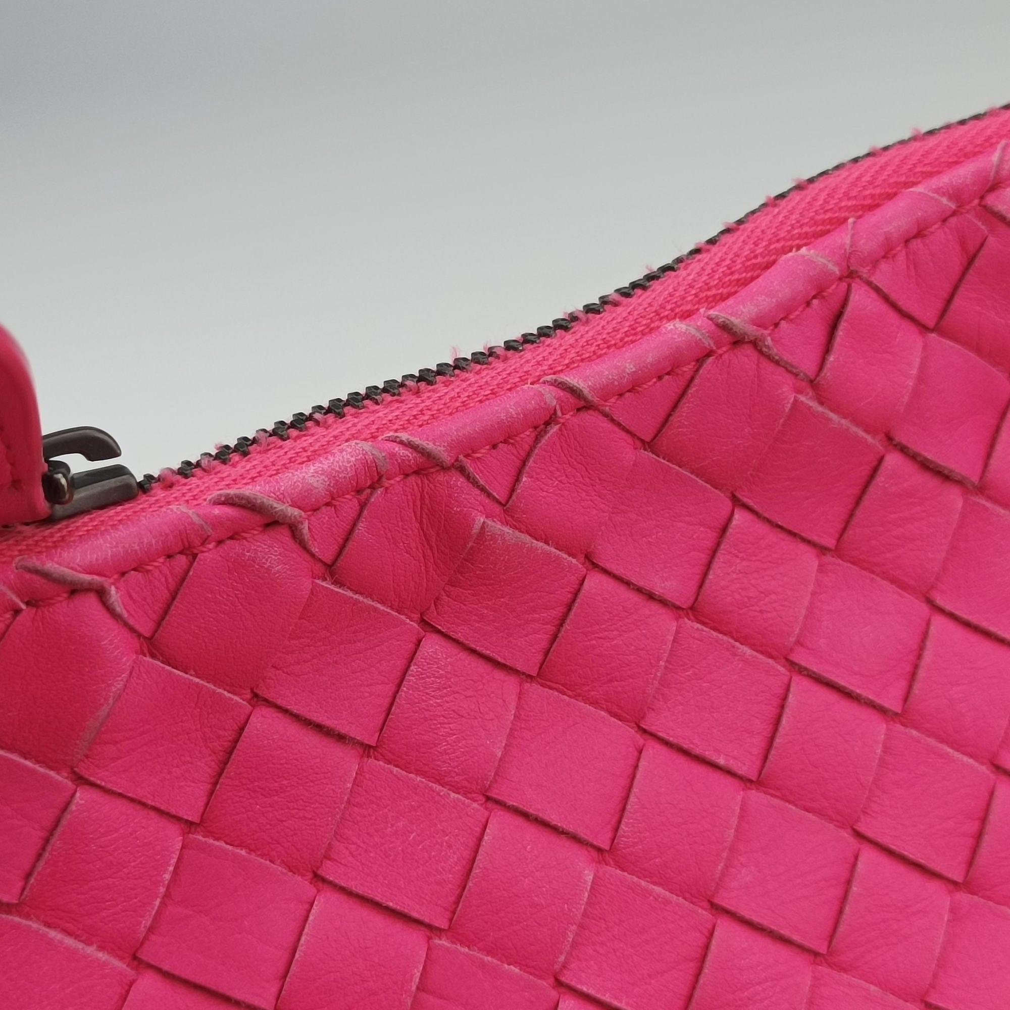 Pre-owned Bottega Veneta Intrecciato Pink lambskin  shoulderbag | stylenewstar