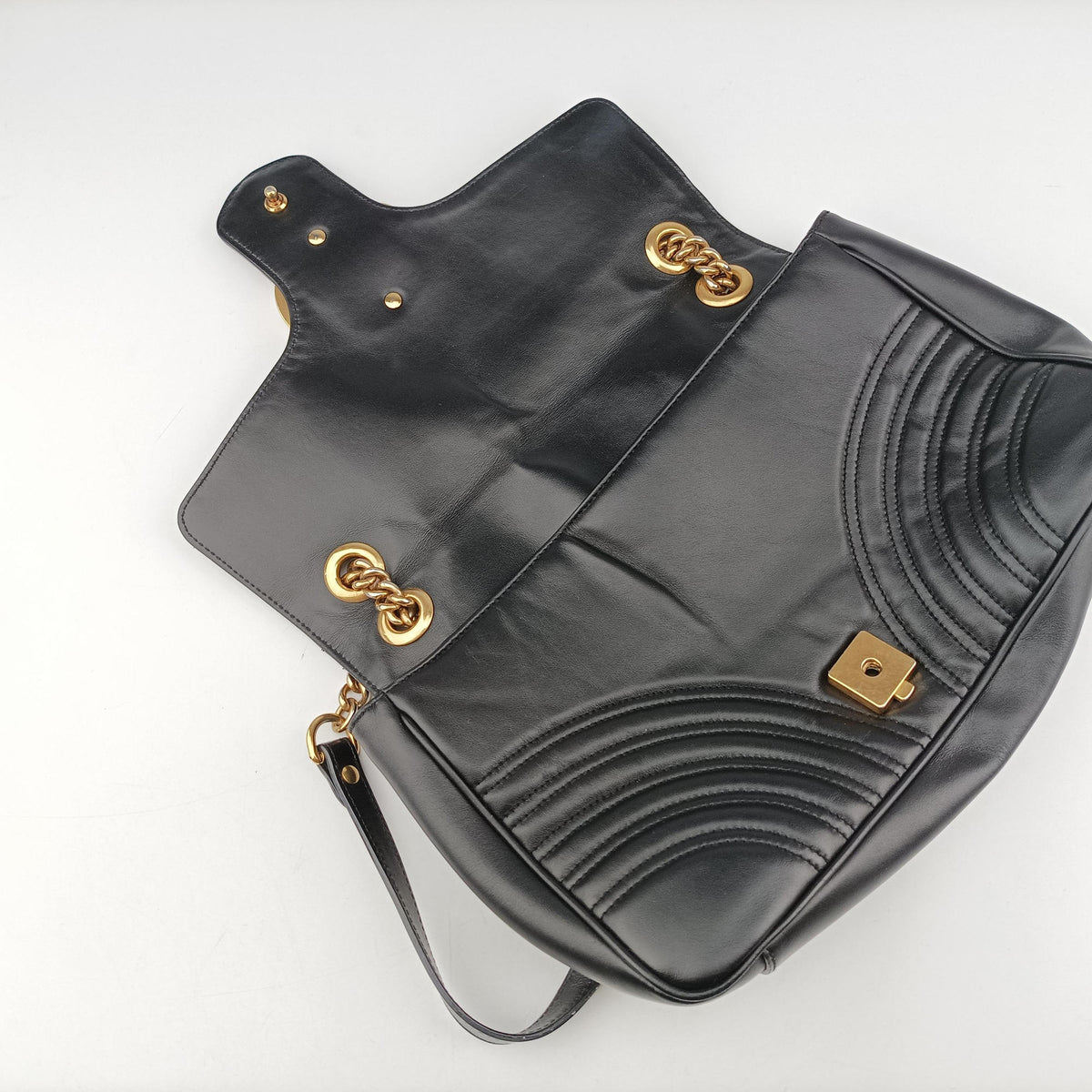Vintage Gucci GG Marmont Black Leather 443496 shoulderbag | stylenewstar