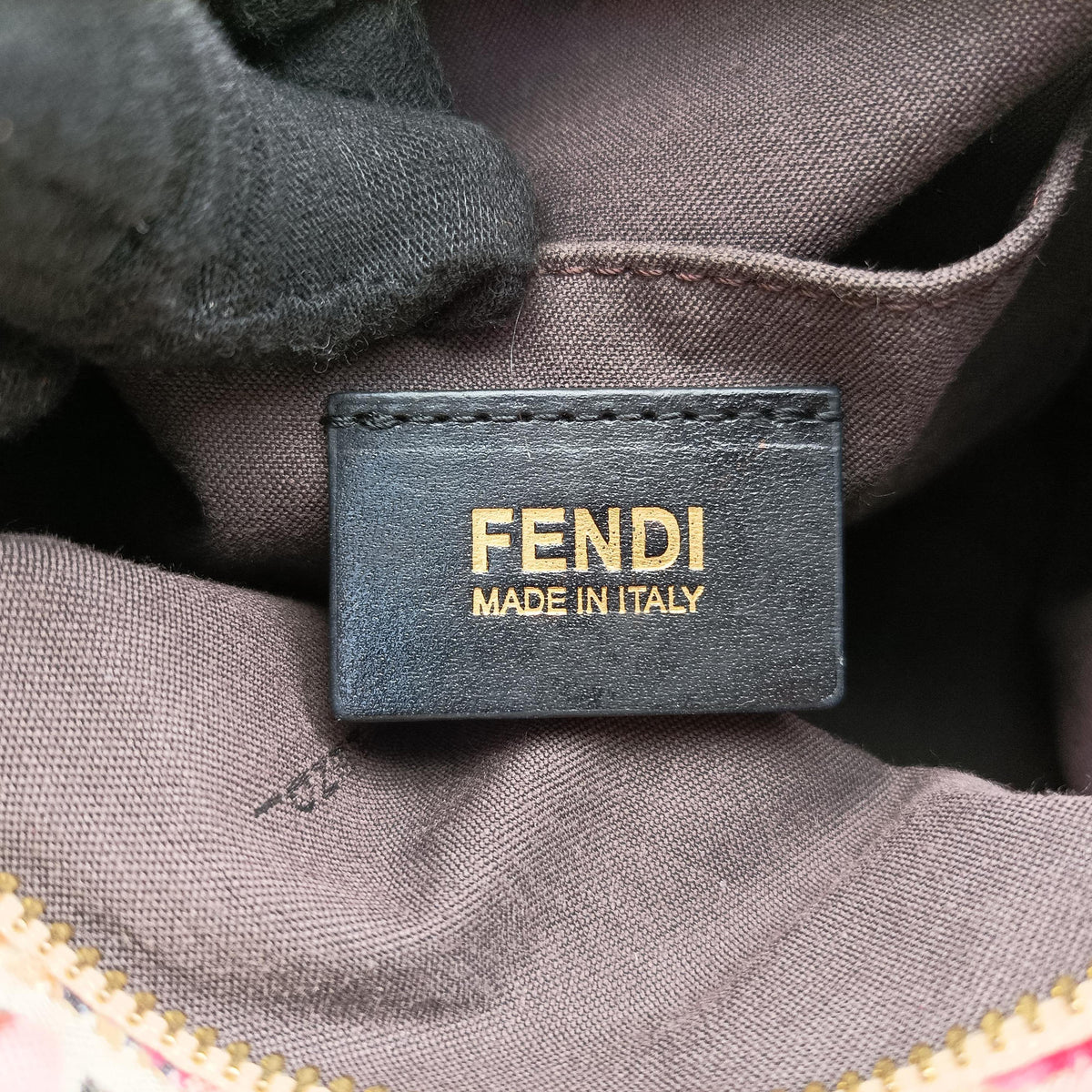 Vintage Fendi Zucchino Glitter Logo Multicolour Canvas 8BL068 handbag | stylenewstar