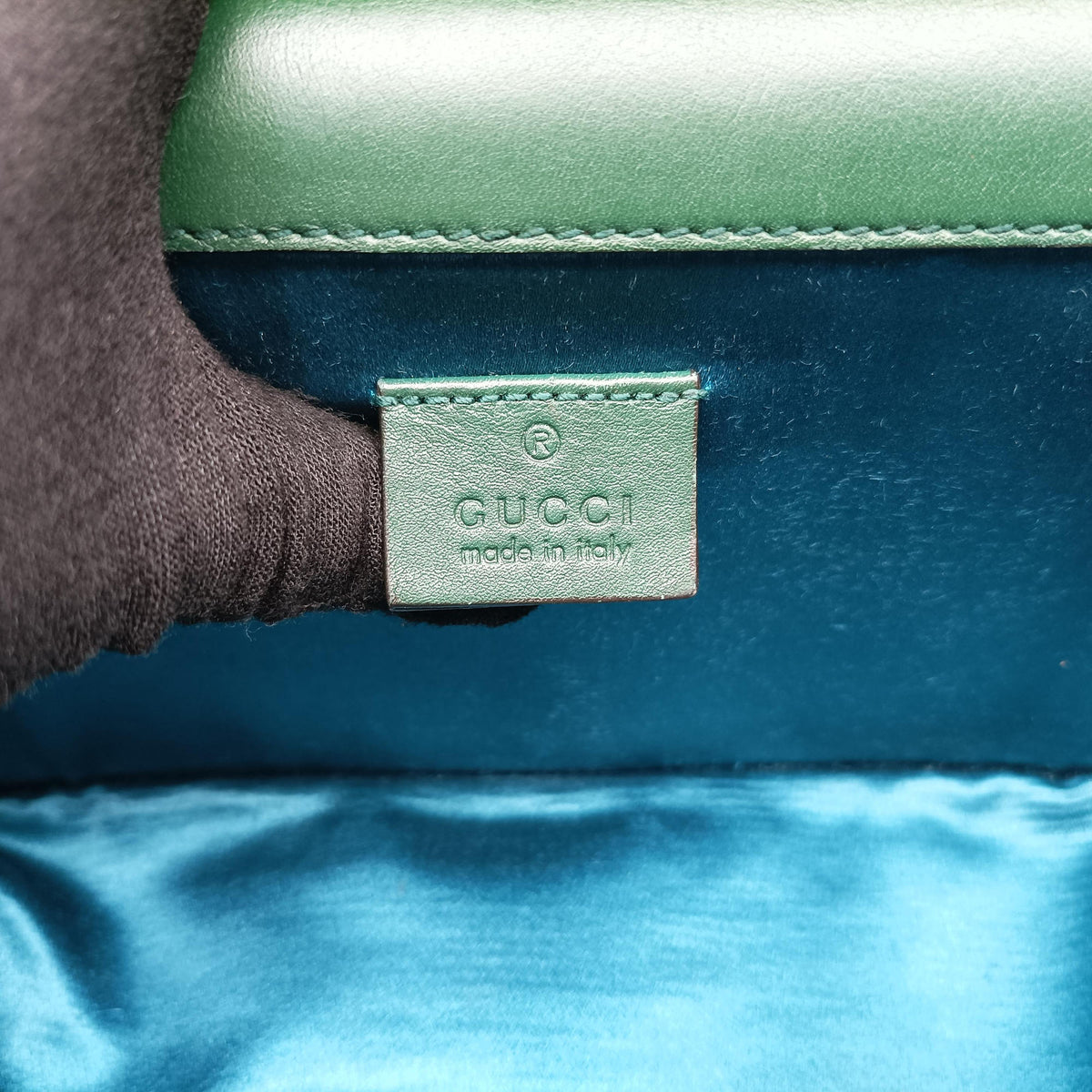 Pre-owned Gucci Dionysus Green velour 499623 shoulderbag | stylenewstar