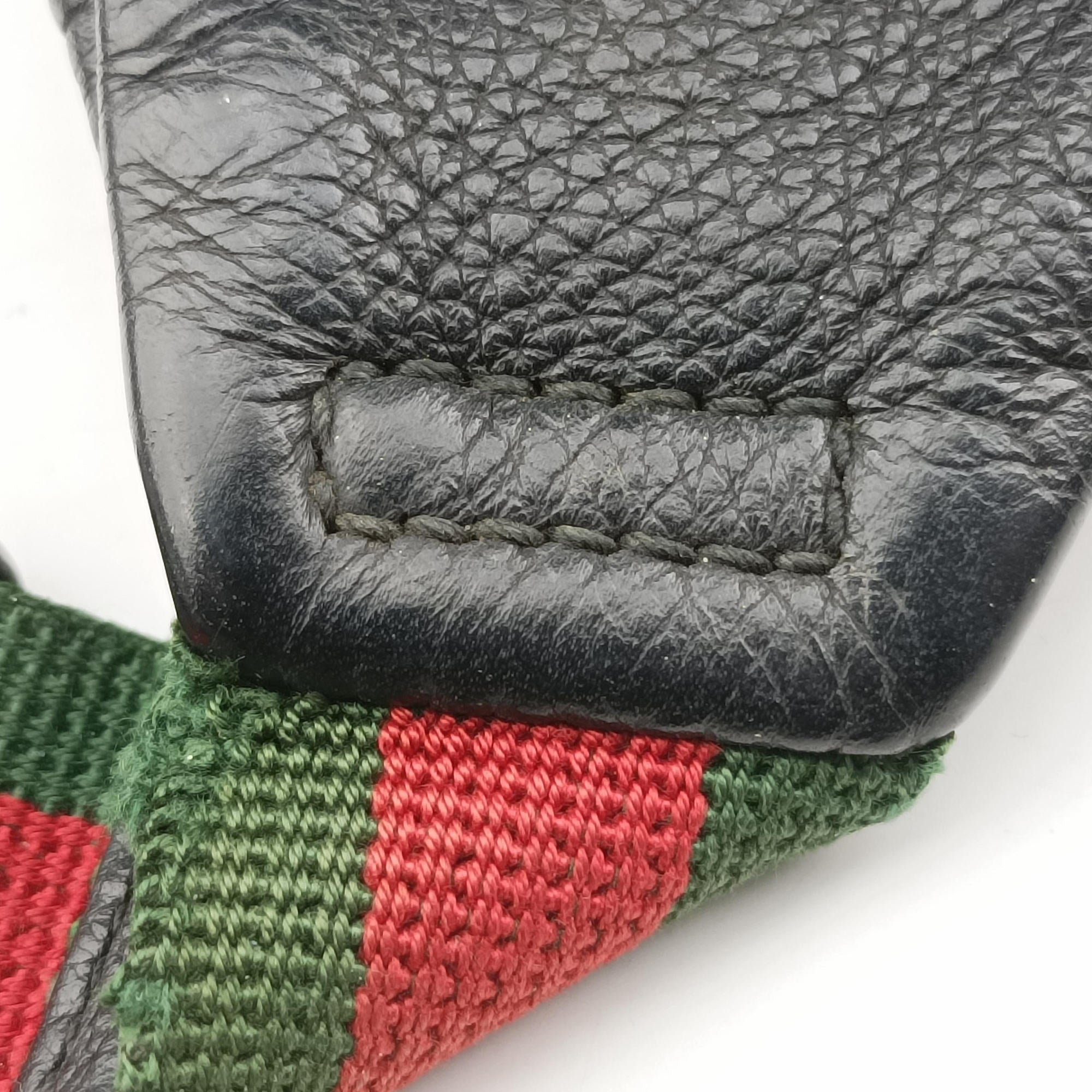 Pre-owned Gucci Print Black Leather 493869 bum bag/waist bag | stylenewstar