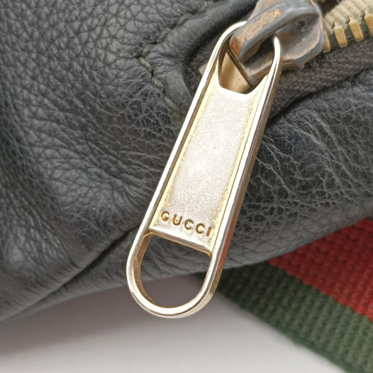 Pre-owned Gucci Print Black Leather 493869 bum bag/waist bag | stylenewstar