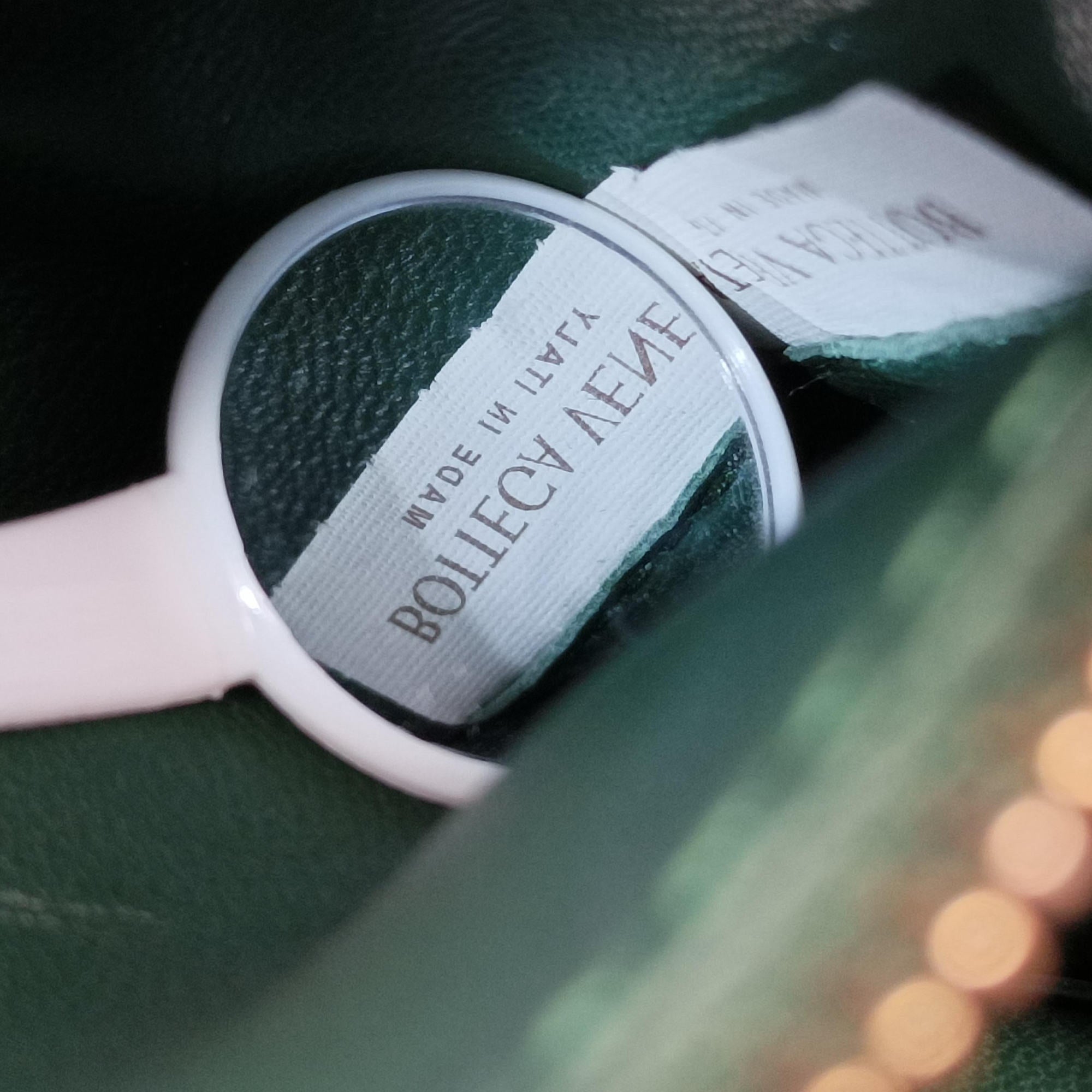 Vintage Bottega Veneta Padded CASSETTE Green lambskin  shoulderbag | stylenewstar