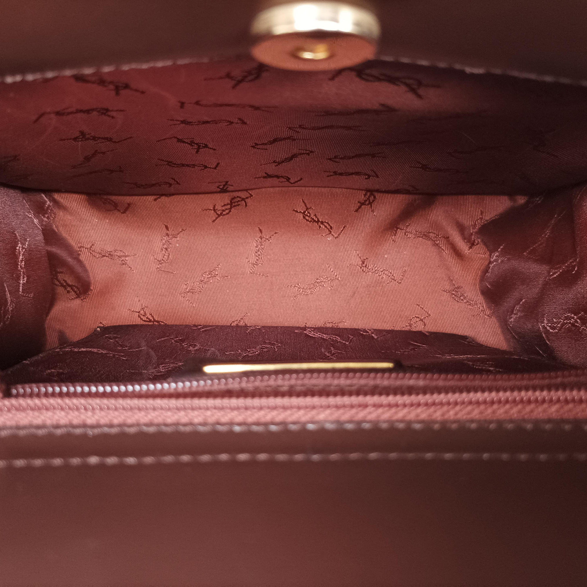 Pre-owned Yves Saint Laurent Vintage Bordeaux Leather  shoulderbag | stylenewstar