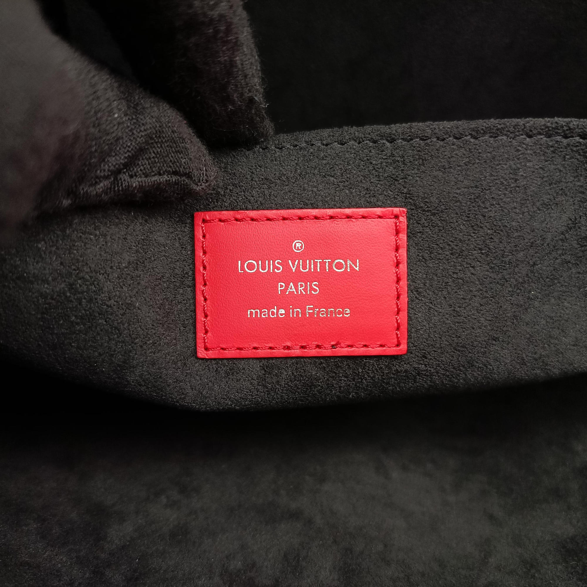 Pre-owned Louis Vuitton Pochette Jour GM Supreme Collaboration ROUGE×white epi M67722 clutchbag | stylenewstar