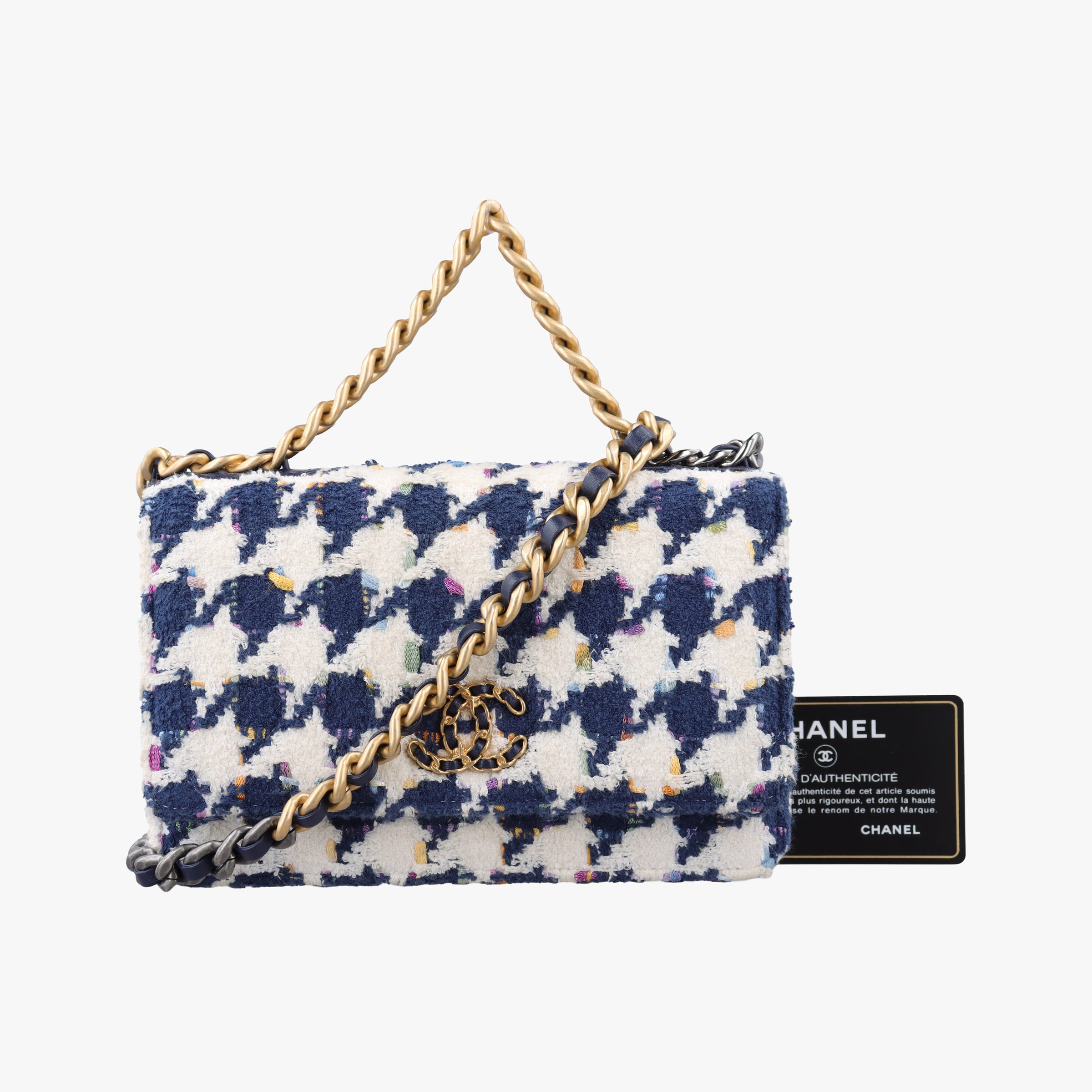 Secondhand Chanel Chanel 19 WOC Houndstooth White × Navy fabric AP0957 shoulderbag | stylenewstar