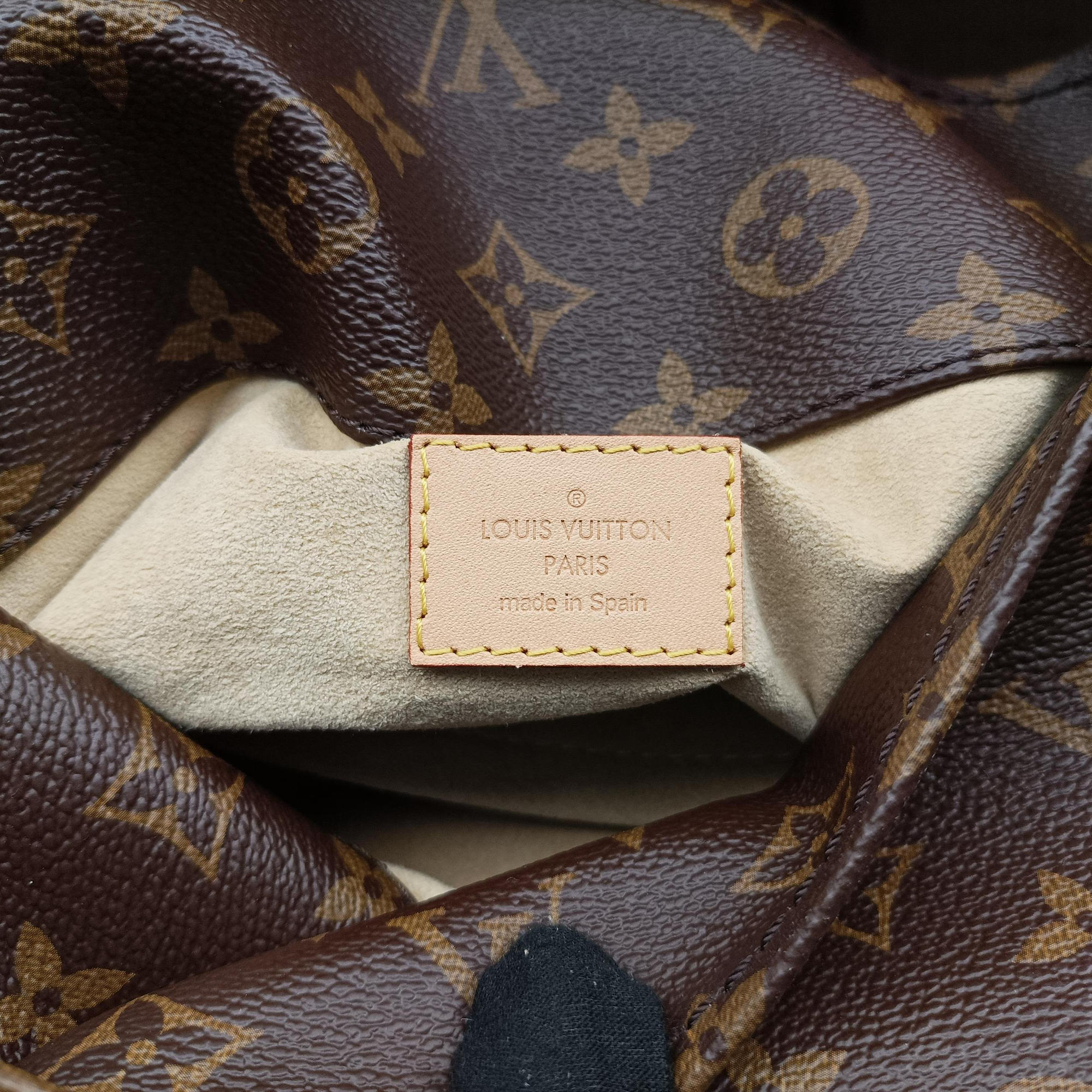Vintage Louis Vuitton ARTSY MM BROWN Monogram Canvas M40249 shoulderbag | stylenewstar