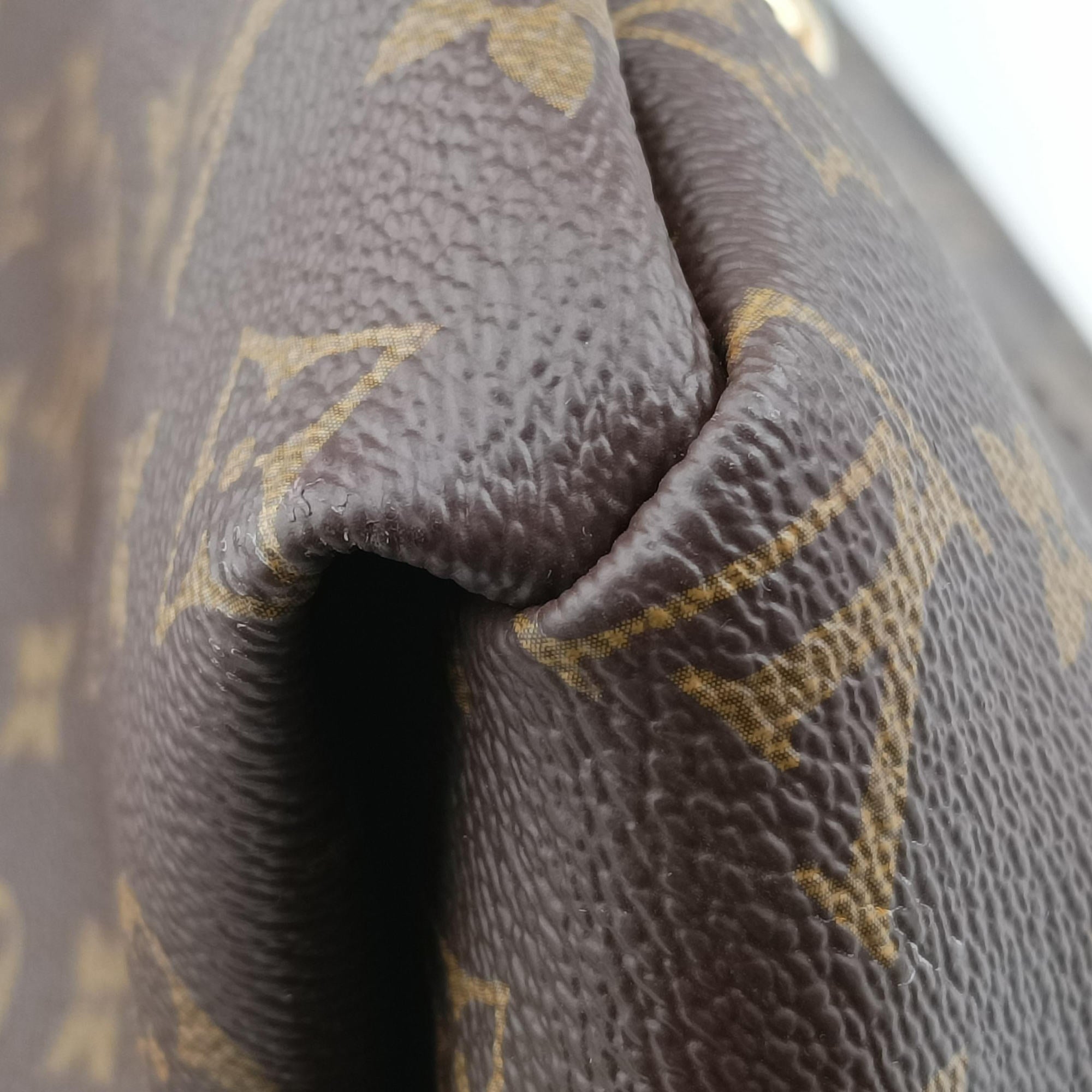 Vintage Louis Vuitton ARTSY MM BROWN Monogram Canvas M40249 shoulderbag | stylenewstar
