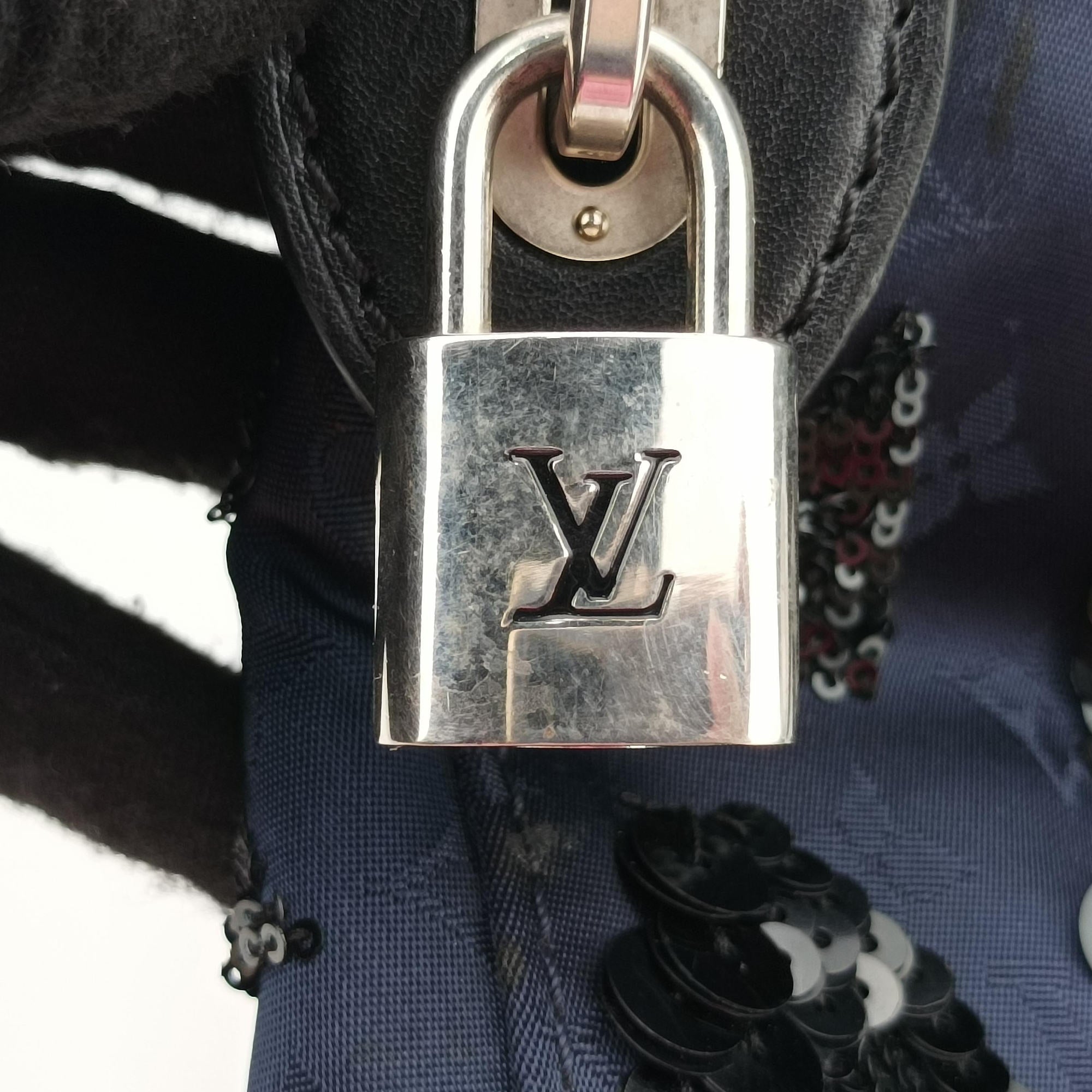 Pre-owned Louis Vuitton Spotlight PM Midnight Blue Monogram Satin × Sequins × Leather M94601 handbag | stylenewstar