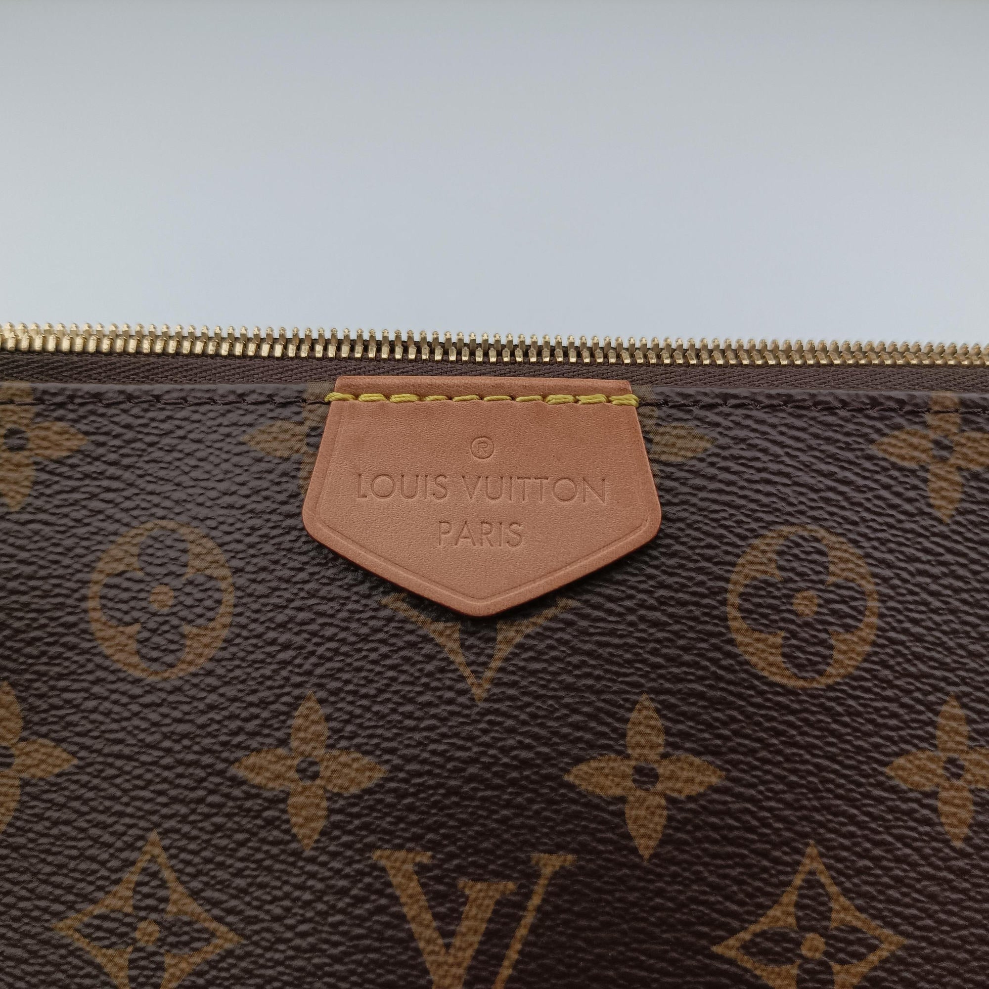 Vintage Louis Vuitton MULTI POCHETTE ACCESSOIRES MARRON×ROSE CLAIRE Monogram Canvas M44840 shoulderbag | stylenewstar