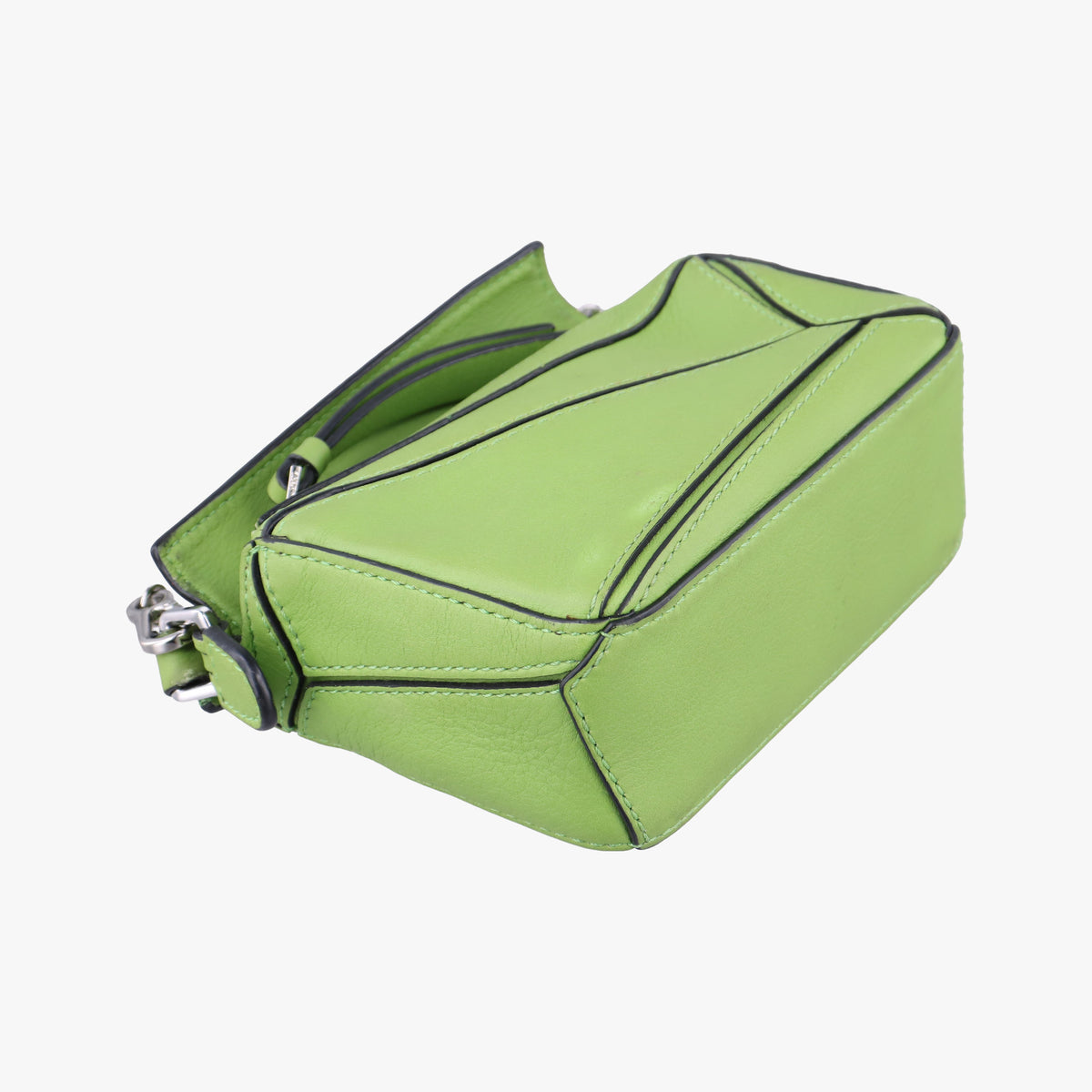 Pre-owned Loewe Puzzle Nano Green Leather  shoulderbag | stylenewstar