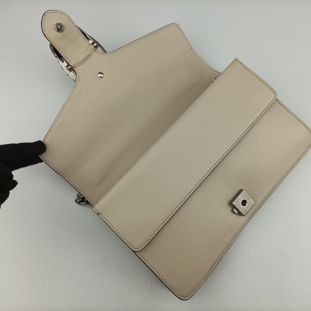 Pre-owned Gucci Dionysus White Leather 400249 shoulderbag | stylenewstar
