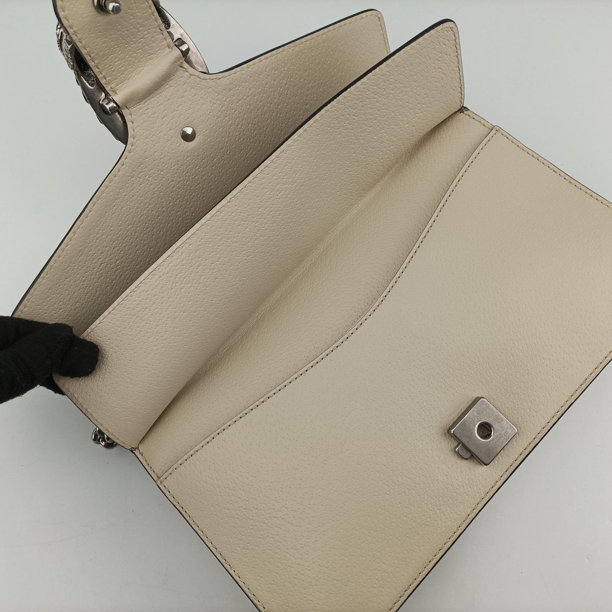 Pre-owned Gucci Dionysus White Leather 400249 shoulderbag | stylenewstar