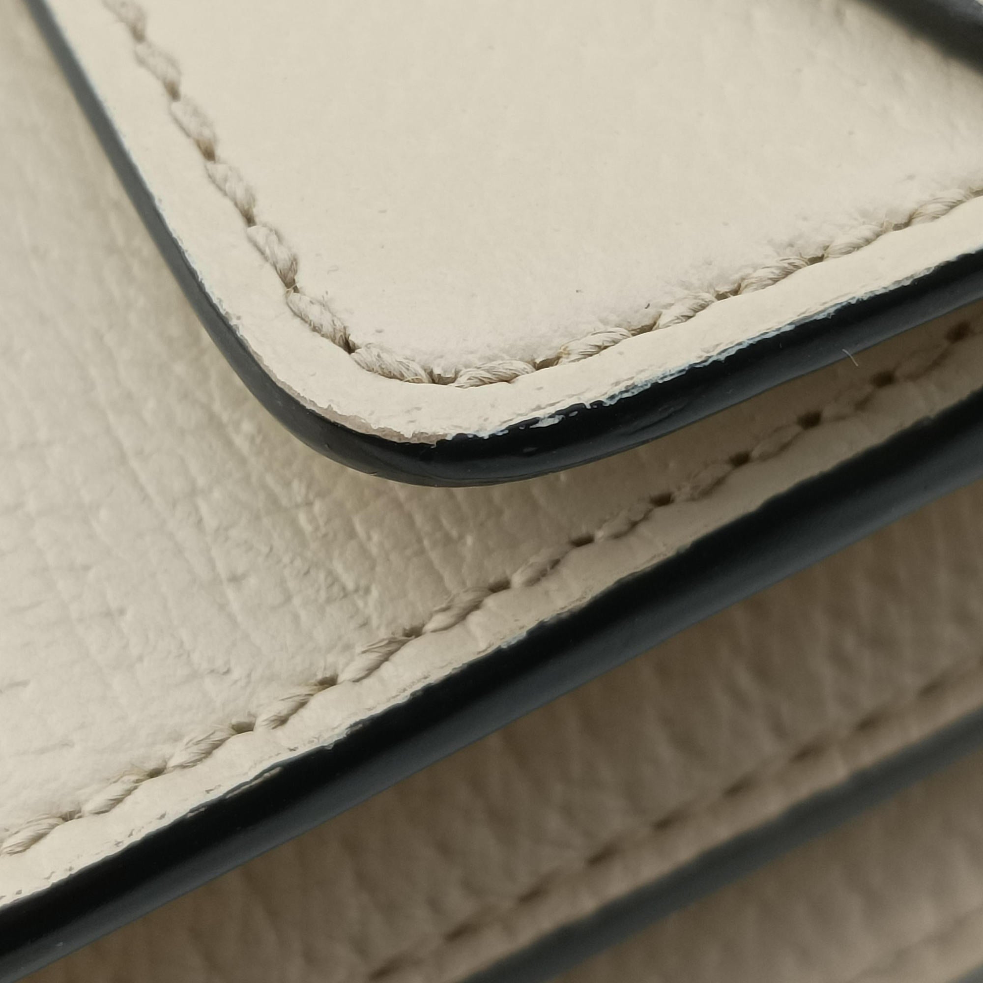 Pre-owned Gucci Dionysus White Leather 400249 shoulderbag | stylenewstar