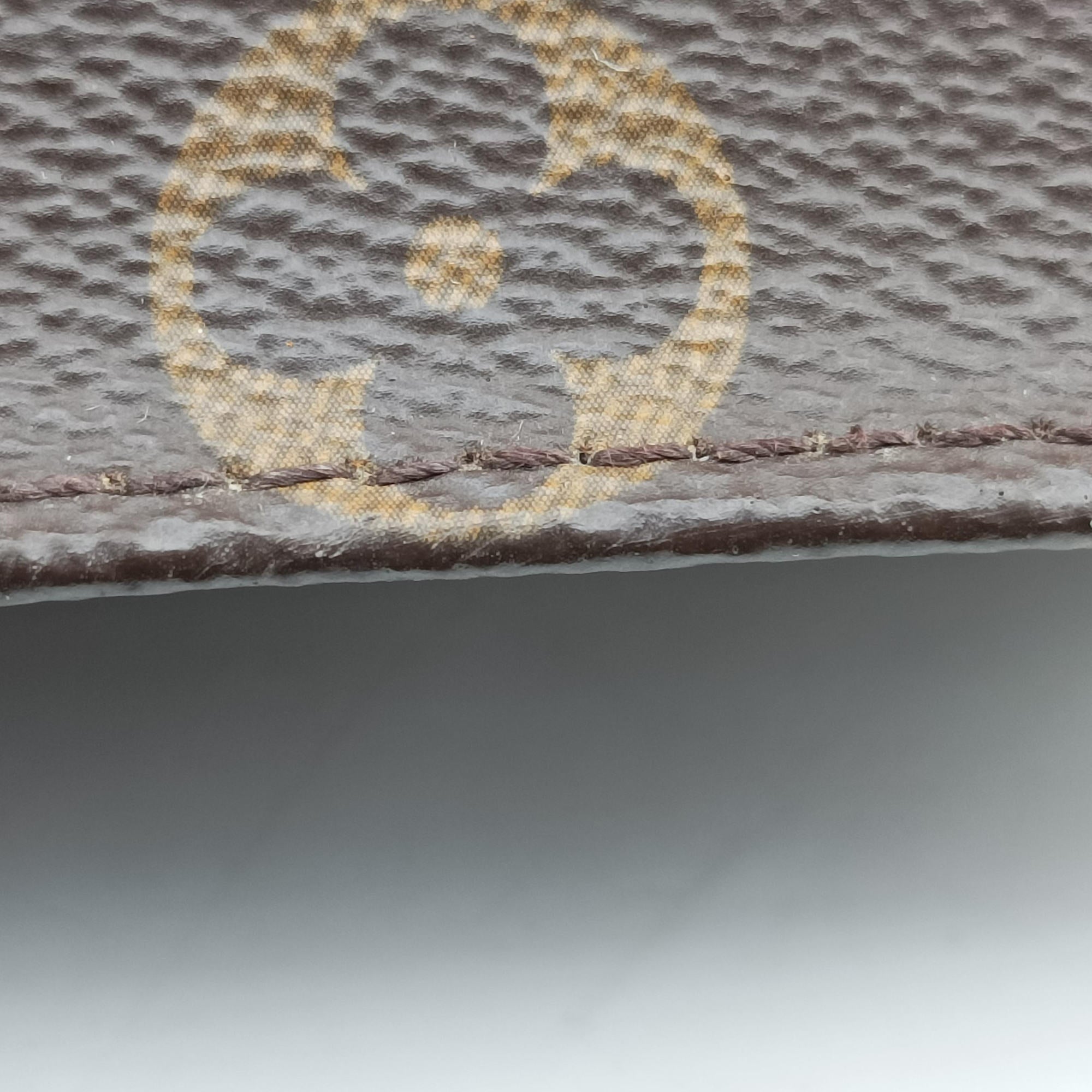 Pre-owned Louis Vuitton Petit Sac Plat Brown Monogram Canvas M69442 shoulderbag | stylenewstar