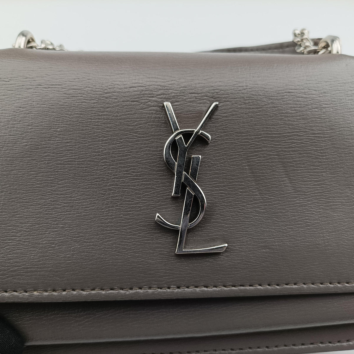 Pre-owned Yves Saint Laurent SUNSET Grey Leather 452157 shoulderbag | stylenewstar