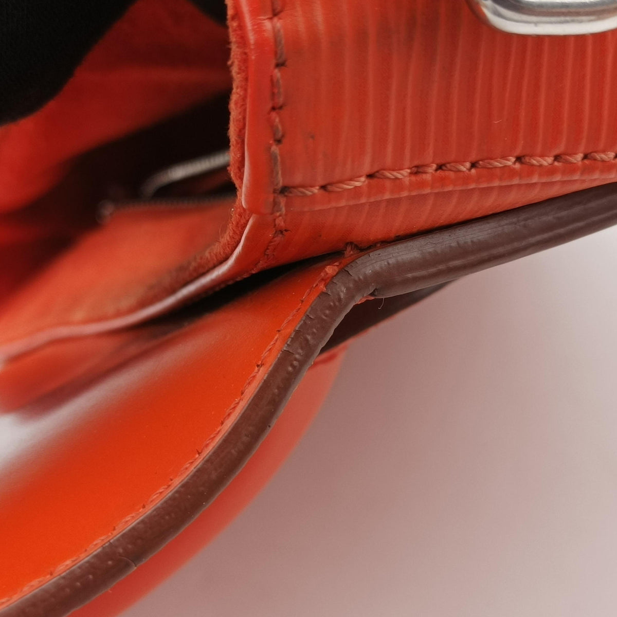 Secondhand Louis Vuitton EDEN PM Orange Epi M40653 shoulderbag | stylenewstar