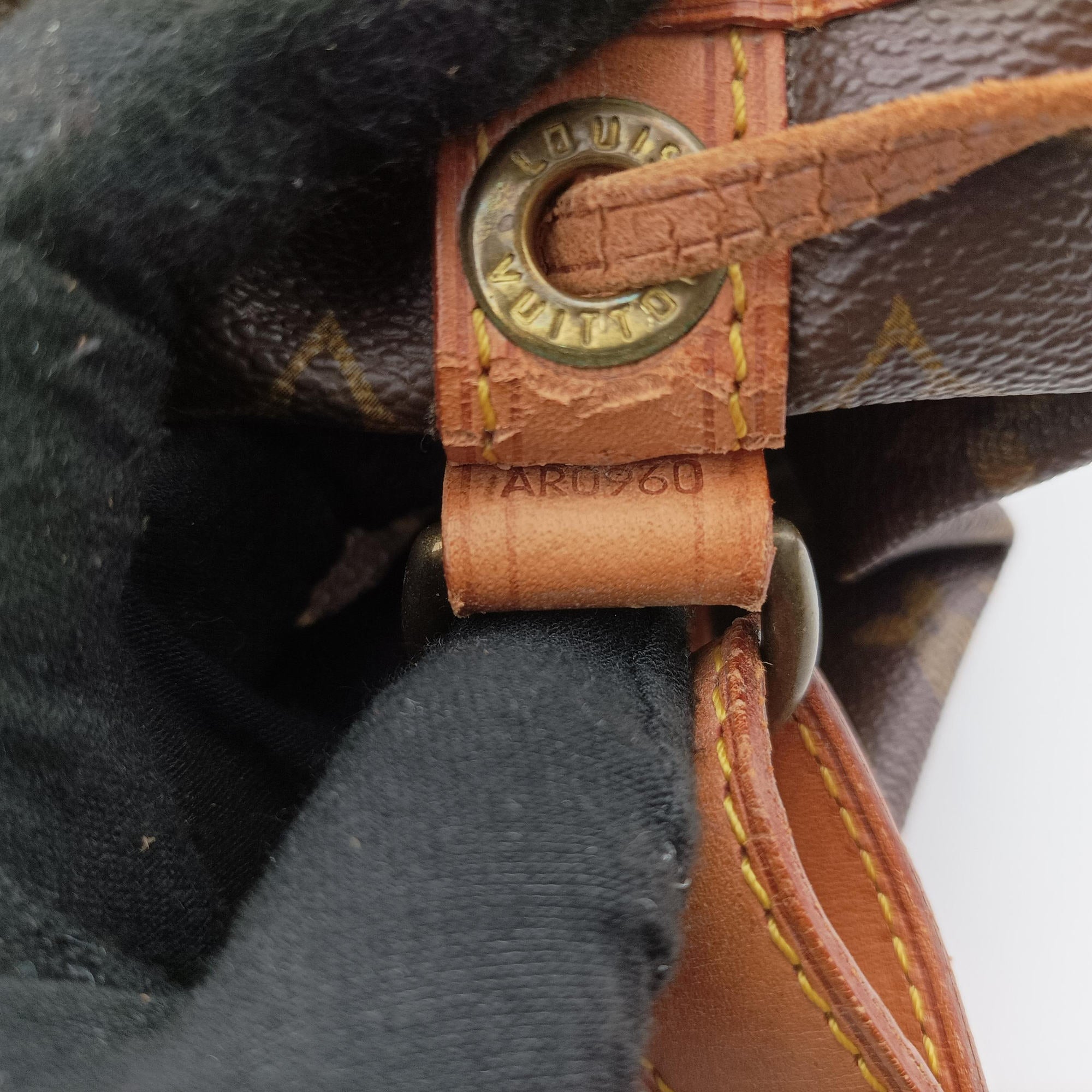 Pre-owned Louis Vuitton Noe Brown Monogram Canvas M42224 shoulderbag | stylenewstar