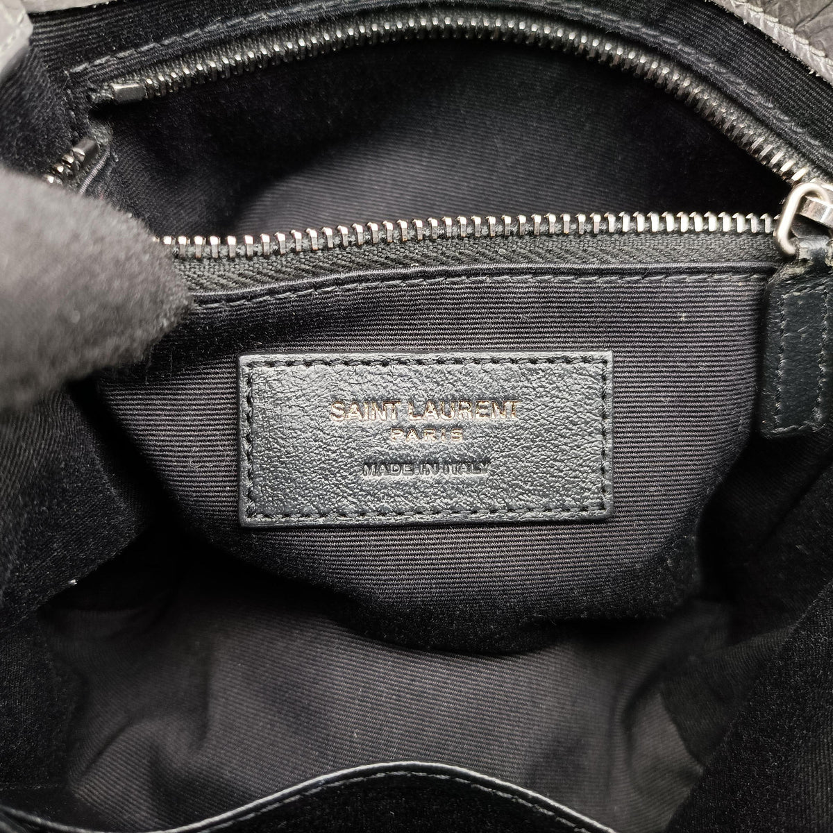Pre-owned Yves Saint Laurent Niki Grey Leather 583103 shoulderbag | stylenewstar