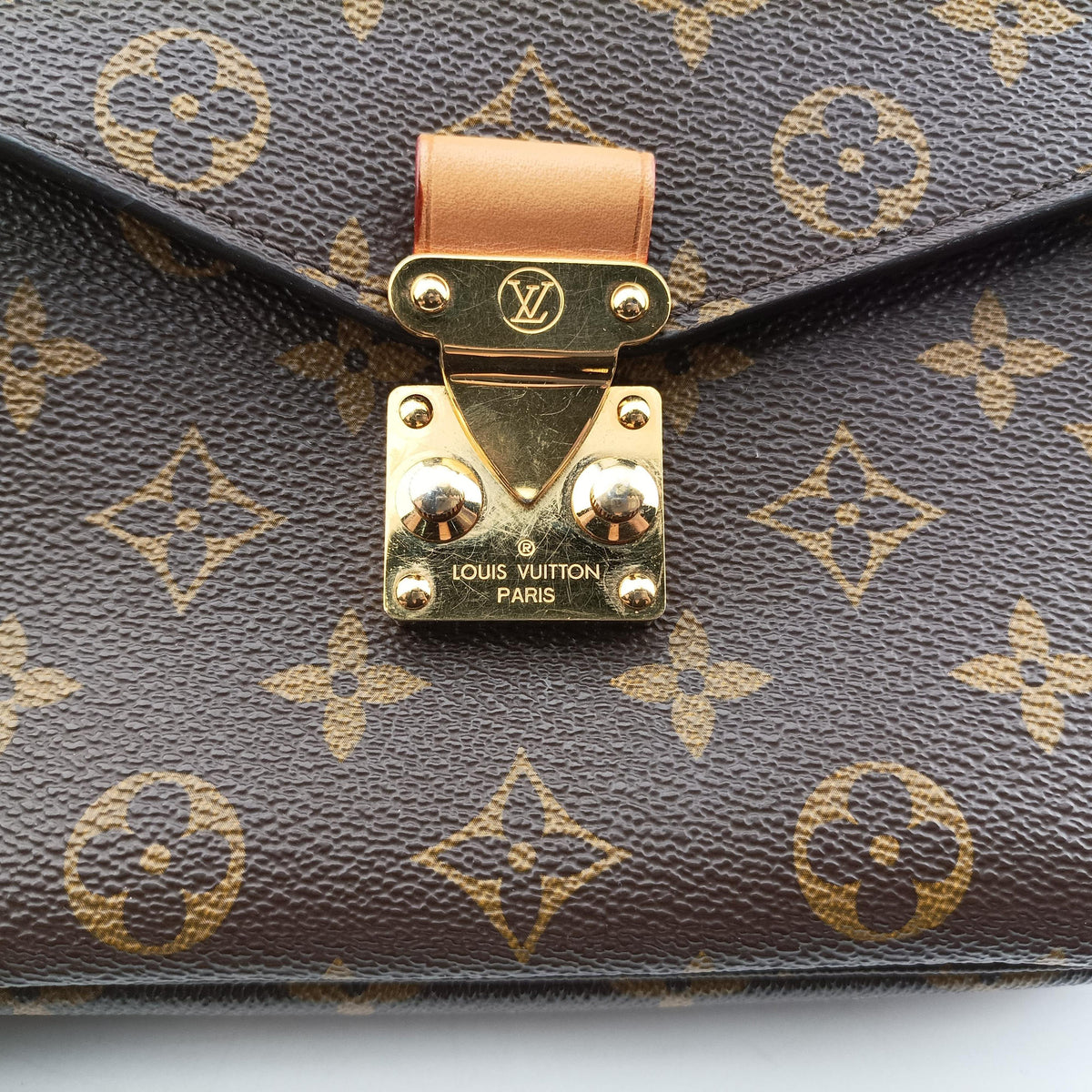 Vintage Louis Vuitton Pochette Metis MM Brown Monogram Canvas M44875 shoulderbag | stylenewstar