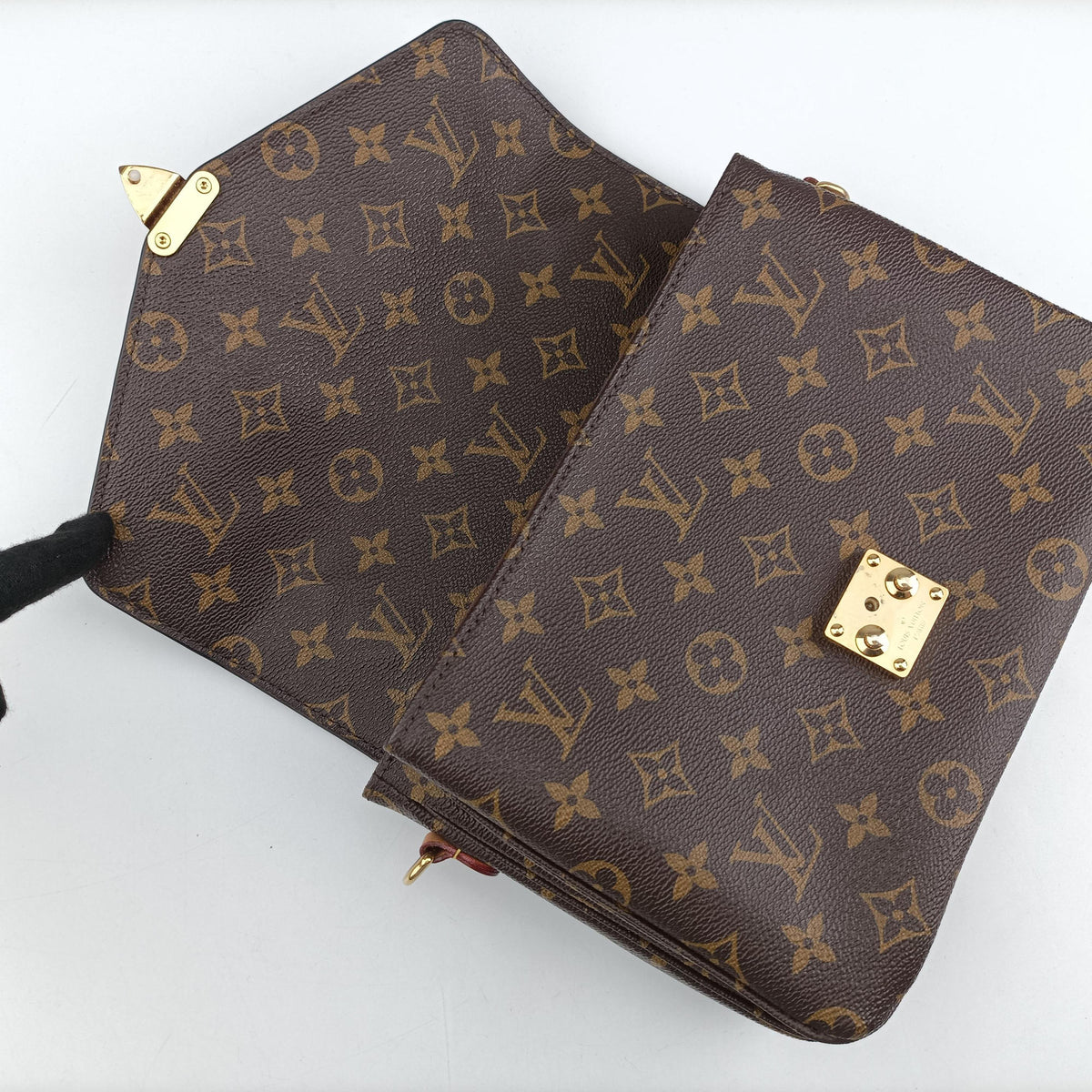 Pre-owned Louis Vuitton Pochette Metis MM Brown Monogram Canvas M44875 shoulderbag | stylenewstar