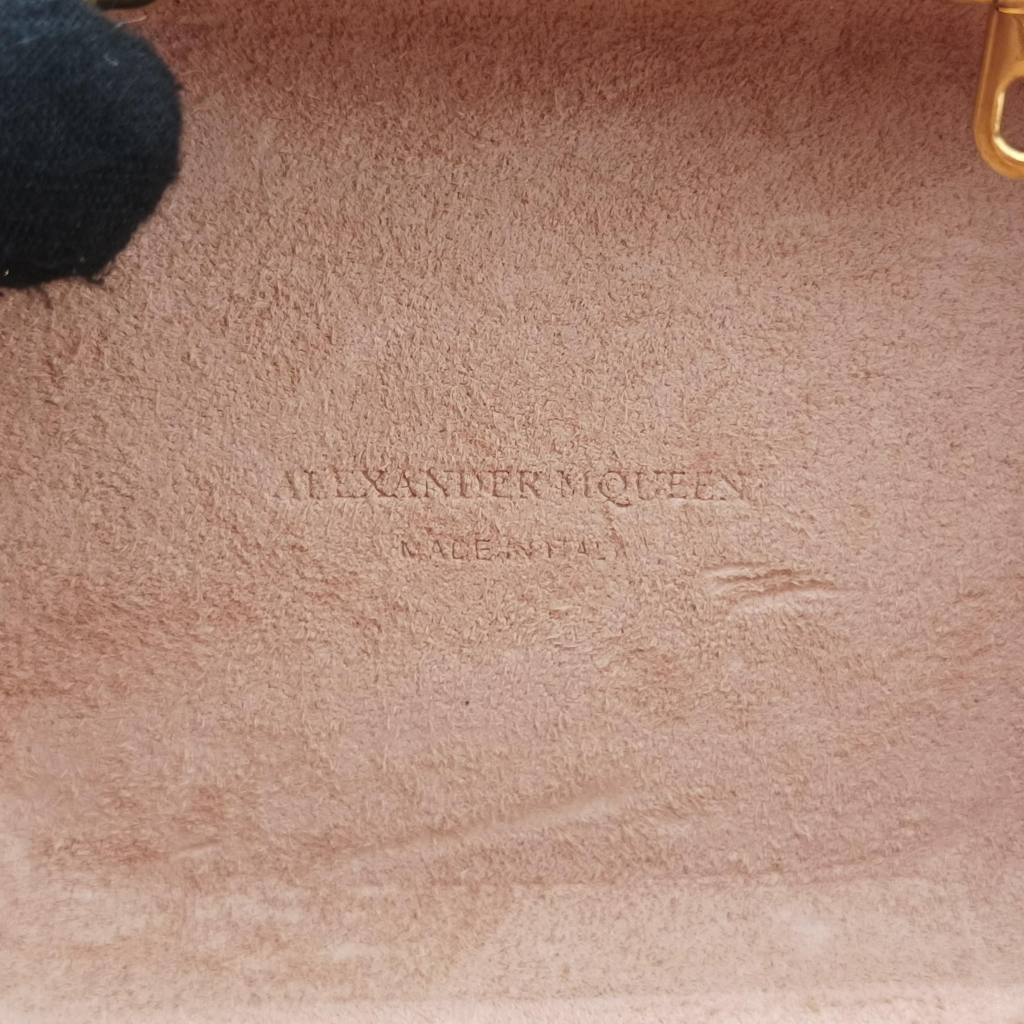 Pre-owned Alexander McQueen Skull box Golden Python  clutchbag | stylenewstar